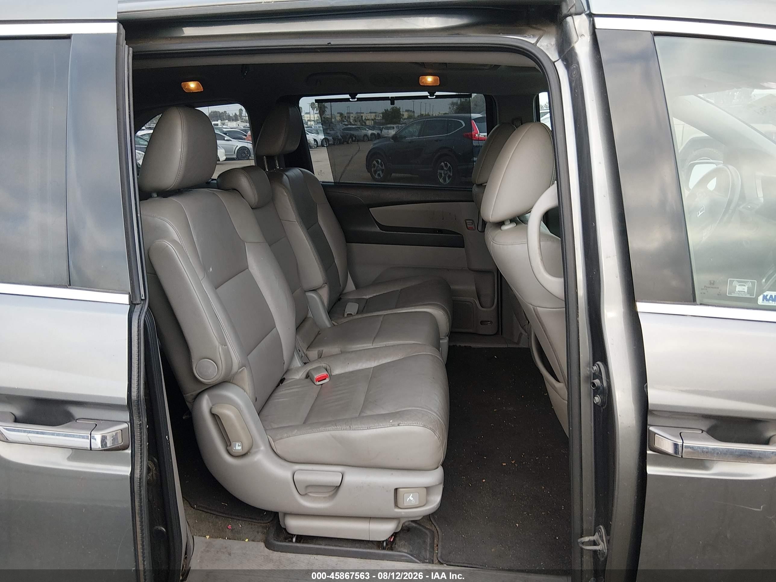 2012 Honda Odyssey Touring/touring Elite Gray vin: 5FNRL5H96CB103928