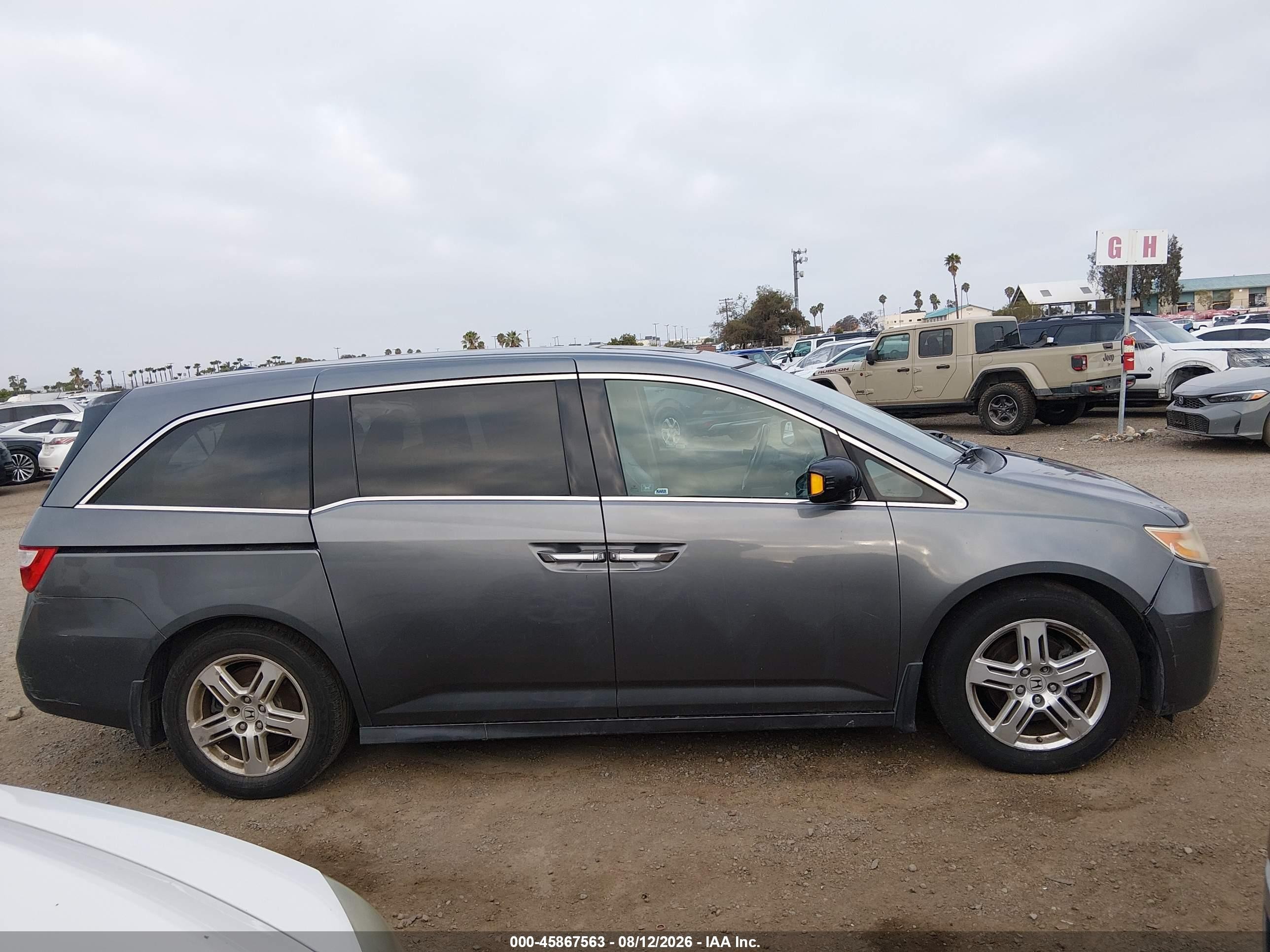 2012 Honda Odyssey Touring/touring Elite Gray vin: 5FNRL5H96CB103928
