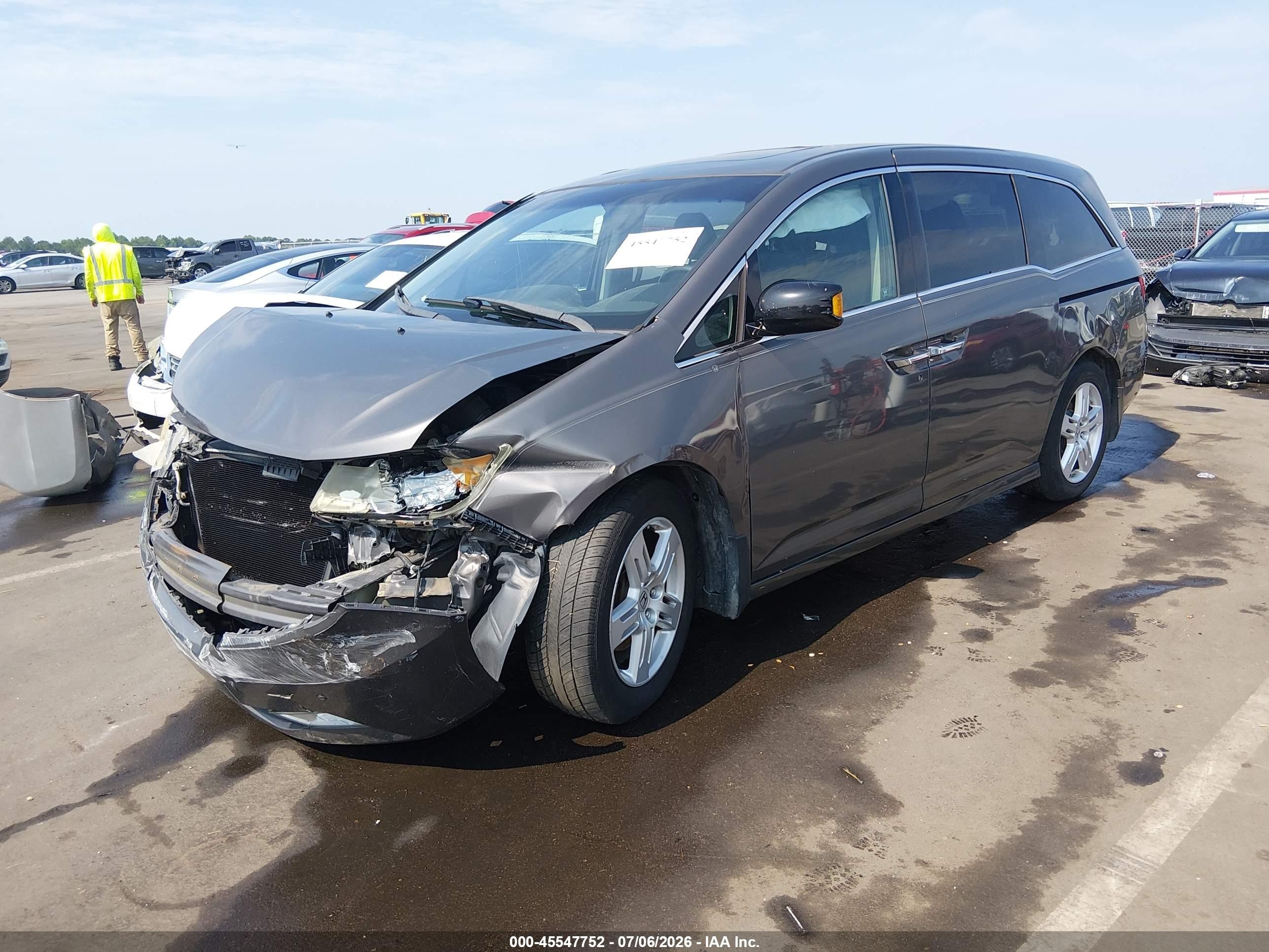 2012 Honda Odyssey Touring/touring Elite Gray vin: 5FNRL5H96CB133432