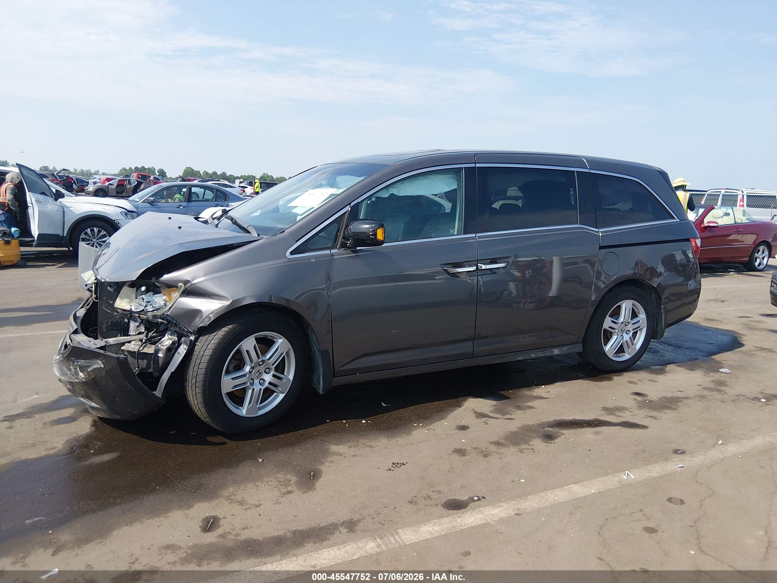 2012 Honda Odyssey Touring/touring Elite Gray vin: 5FNRL5H96CB133432
