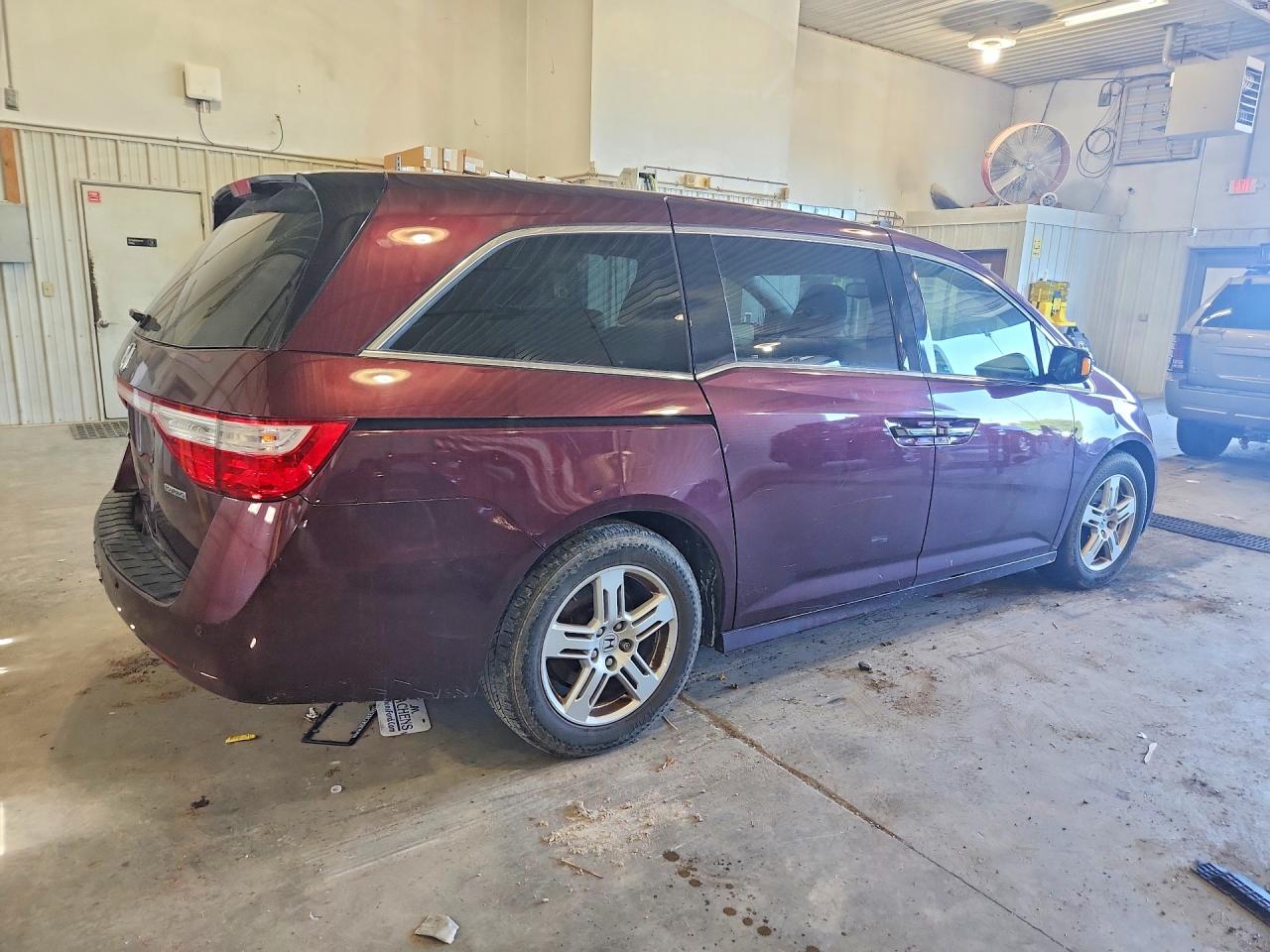 2013 Honda Odyssey Touring Maroon vin: 5FNRL5H96DB048740