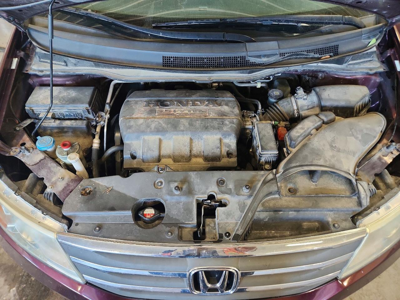 2013 Honda Odyssey Touring Maroon vin: 5FNRL5H96DB048740