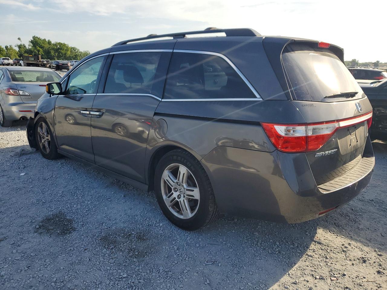 2013 Honda Odyssey Touring Gray vin: 5FNRL5H96DB050987
