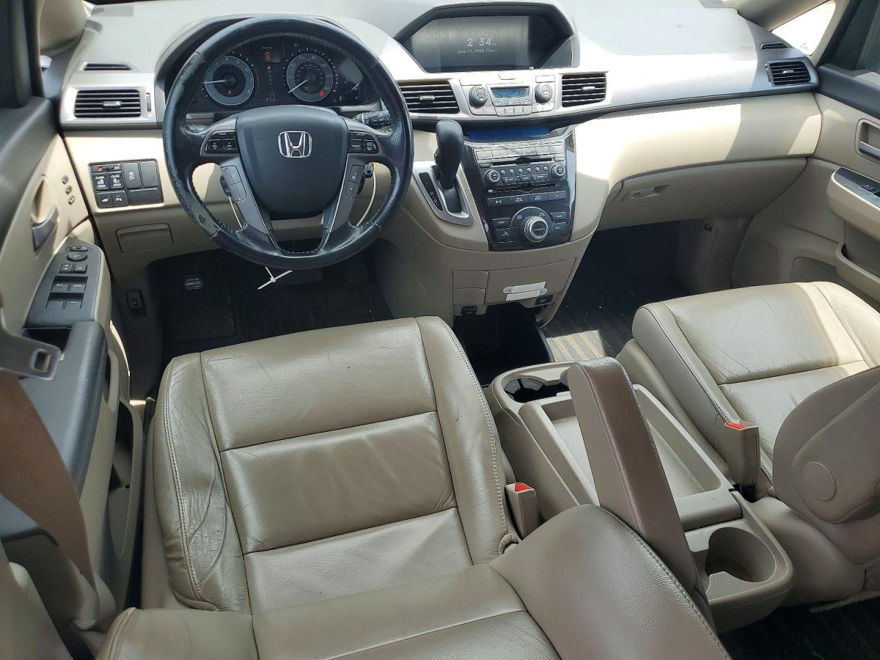 2013 Honda Odyssey Touring Burgundy vin: 5FNRL5H96DB059513