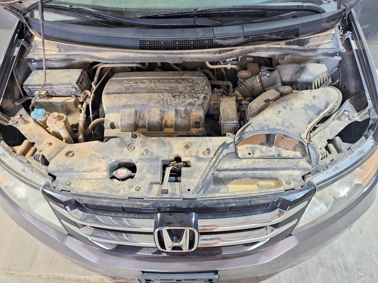 2014 Honda Odyssey Touring Gray vin: 5FNRL5H96EB018459