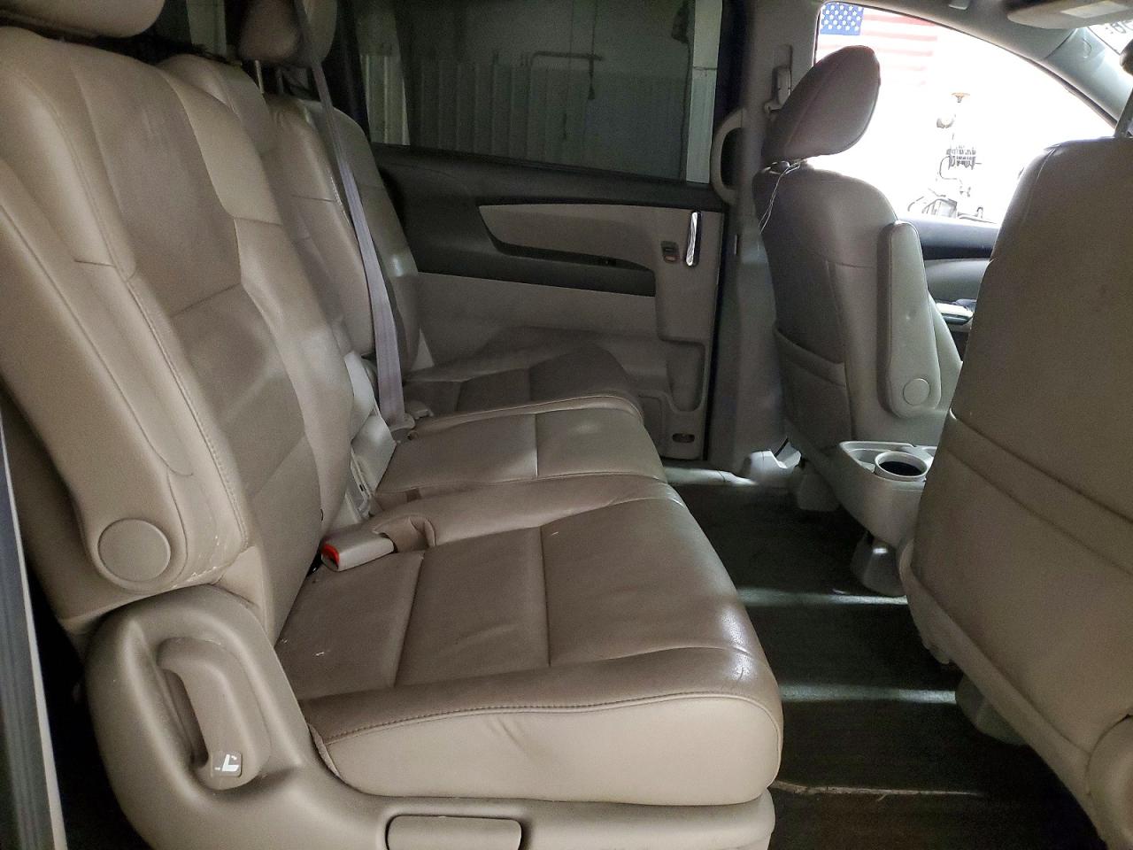 2014 Honda Odyssey Touring Black vin: 5FNRL5H96EB042888