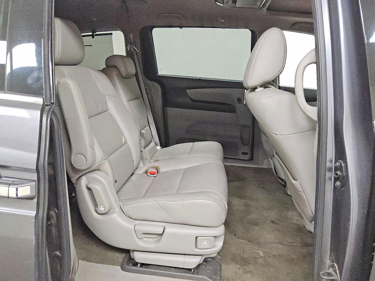 2014 Honda Odyssey Touring Blue vin: 5FNRL5H96EB070772