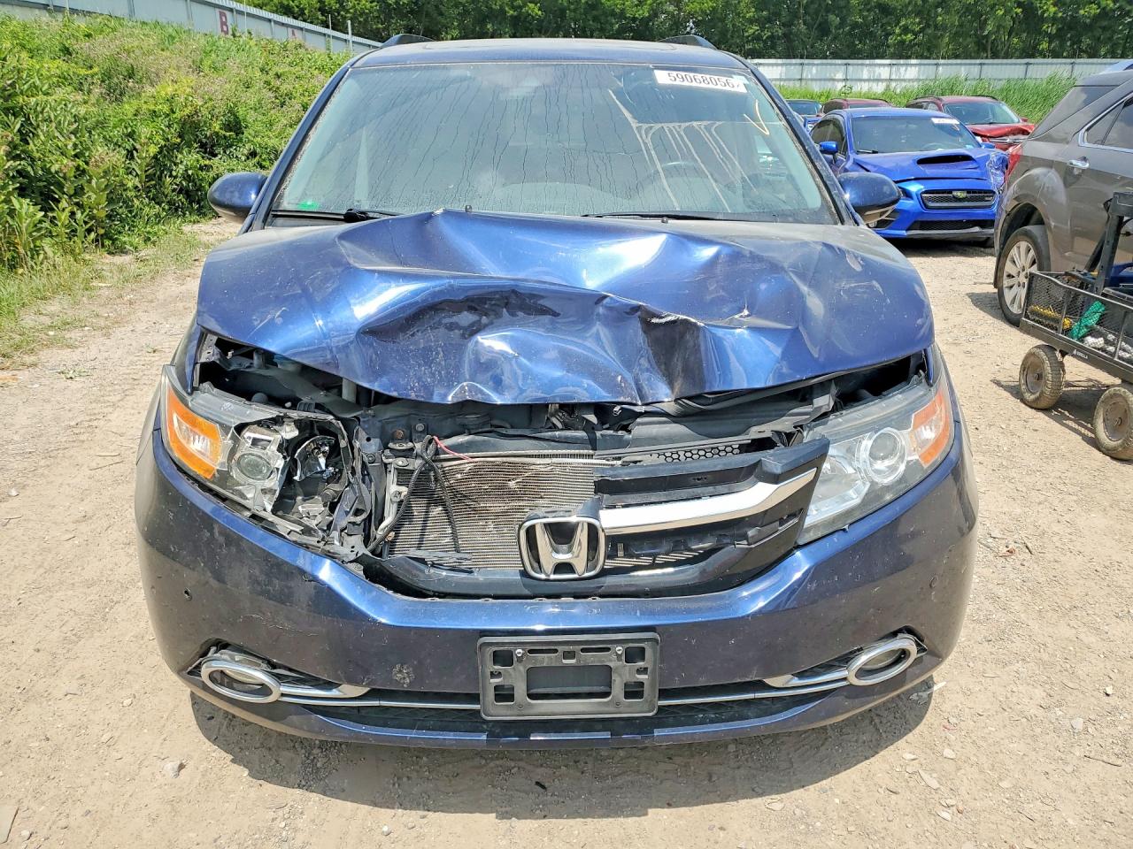 2014 Honda Odyssey Touring Синий vin: 5FNRL5H96EB080055