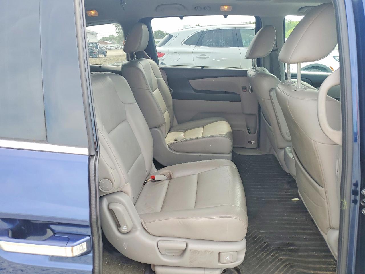 2014 Honda Odyssey Touring Blue vin: 5FNRL5H96EB088740