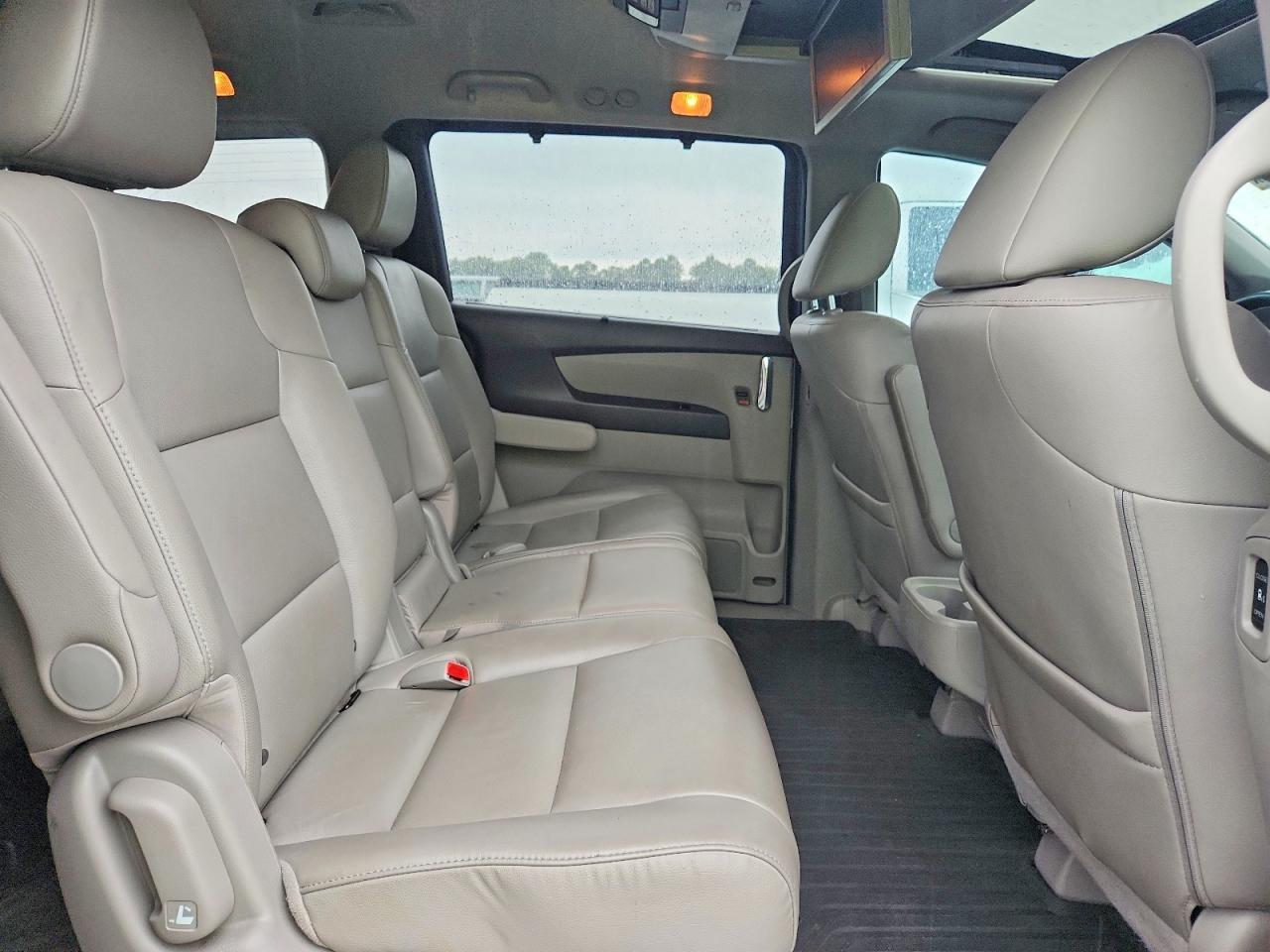 2014 Honda Odyssey Touring Gray vin: 5FNRL5H96EB122031