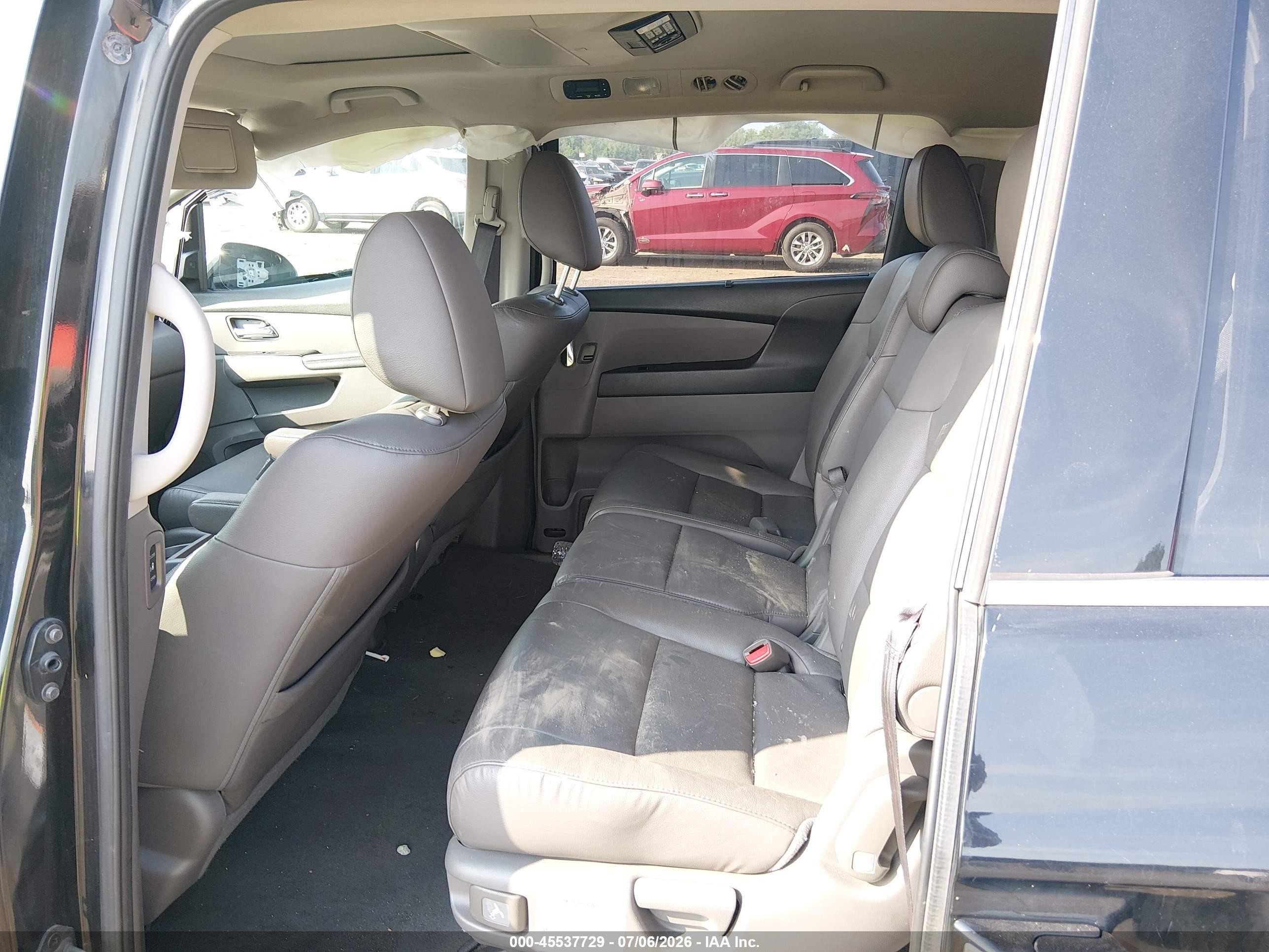 2015 Honda Odyssey Touring/touring Elite Black vin: 5FNRL5H96FB036848