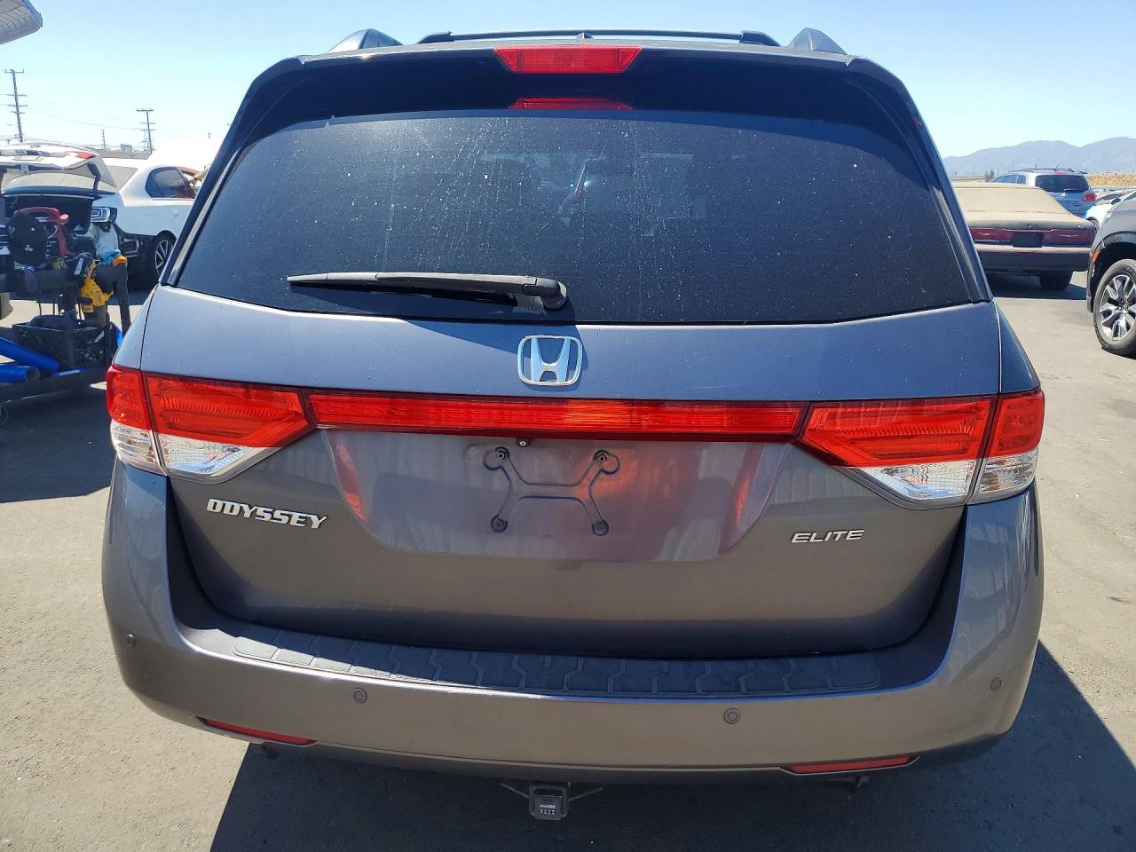 2015 Honda Odyssey Trg Серый vin: 5FNRL5H96FB056470