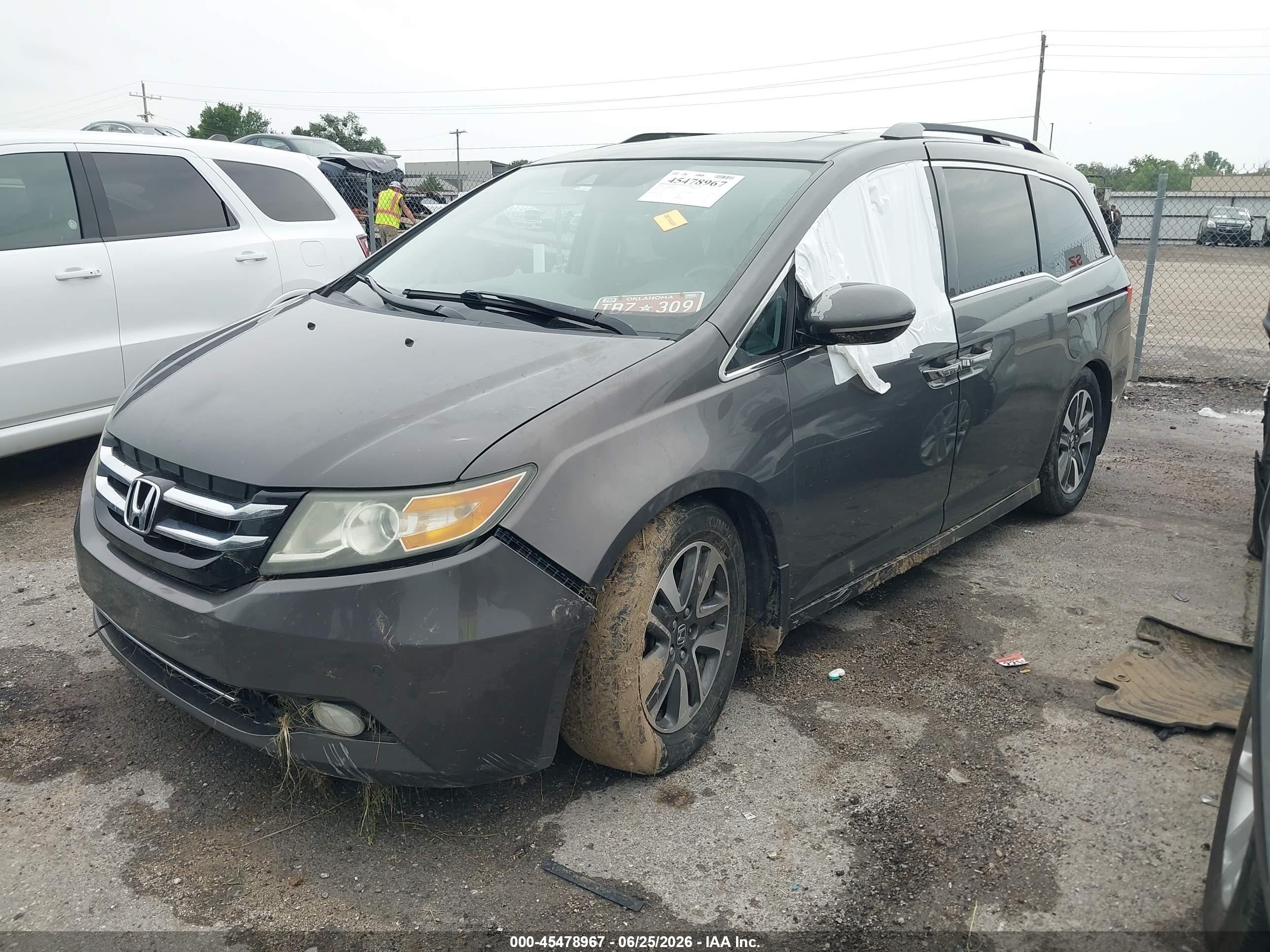 2015 Honda Odyssey Touring/touring Elite Gray vin: 5FNRL5H96FB082244
