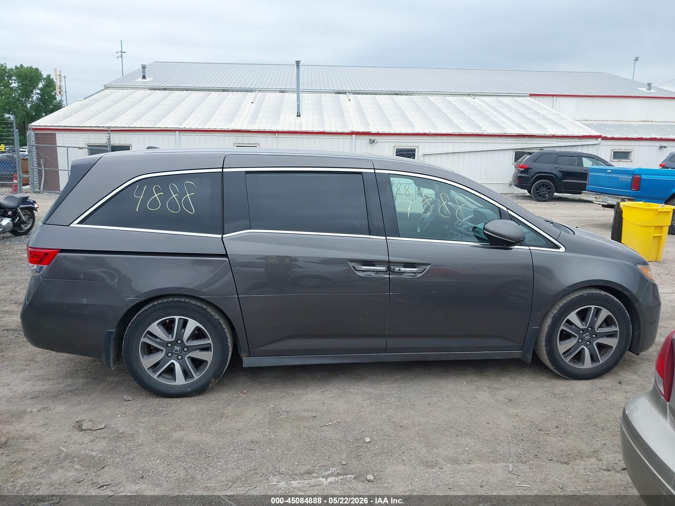 2016 Honda Odyssey Touring/touring Elite Gray vin: 5FNRL5H96GB028086
