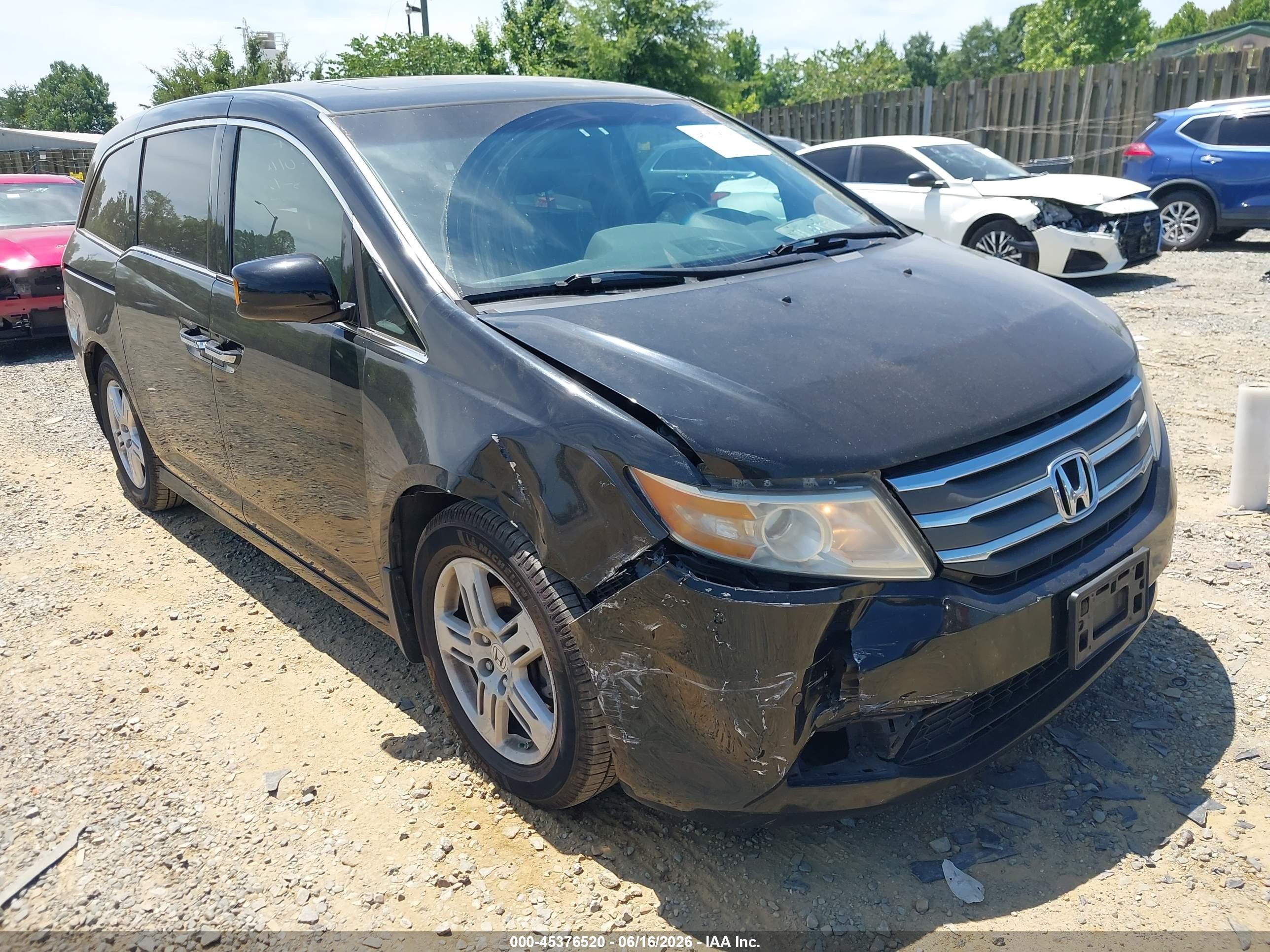 2011 Honda Odyssey Touring/touring Elite Black vin: 5FNRL5H97BB011662