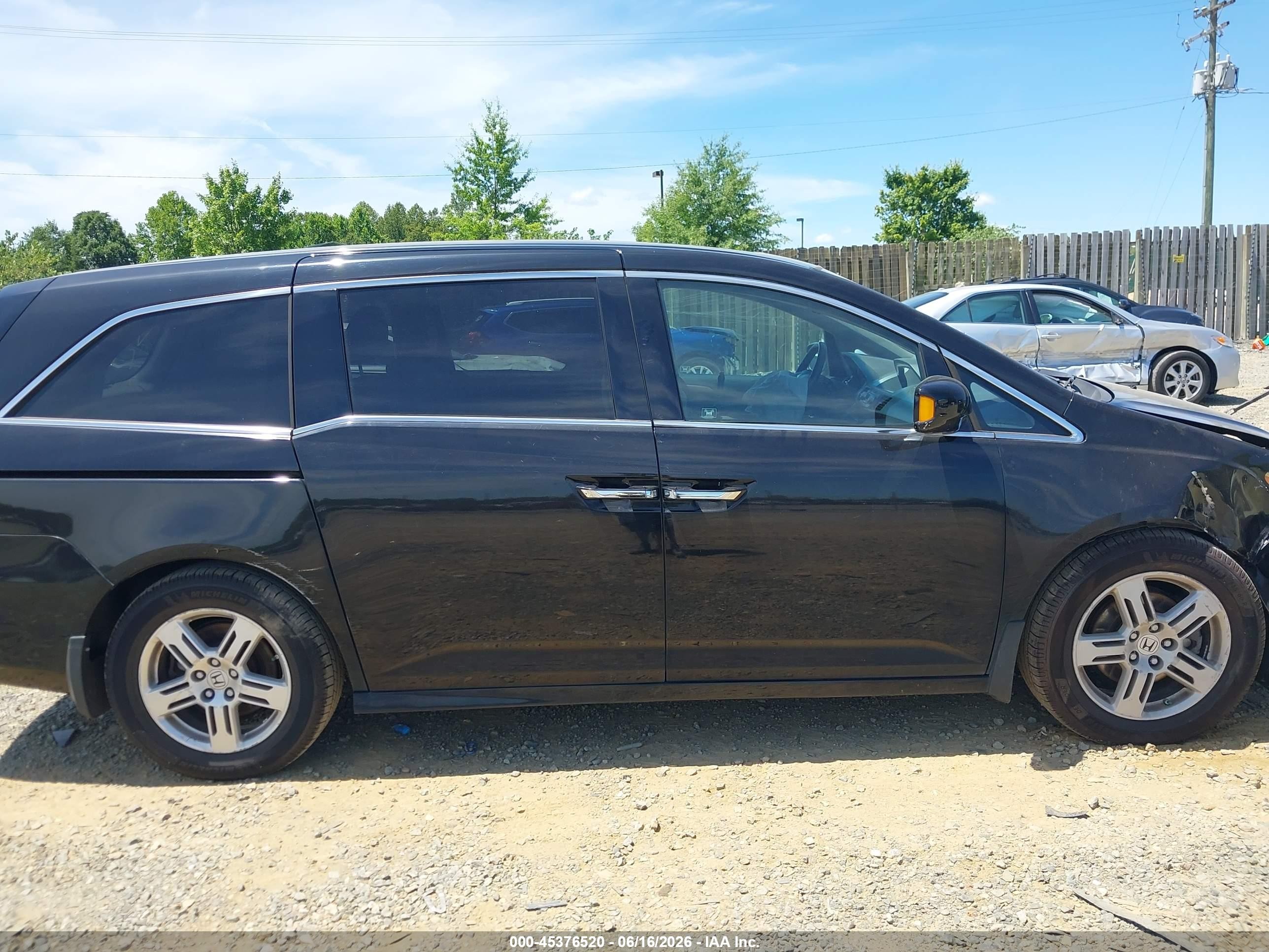 2011 Honda Odyssey Touring/touring Elite Black vin: 5FNRL5H97BB011662