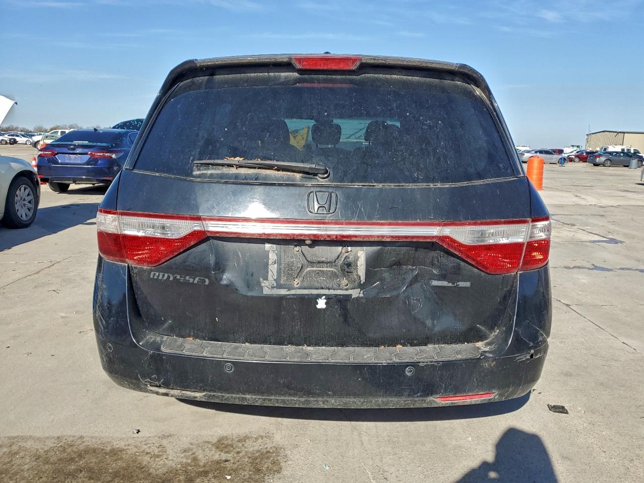 2011 Honda Odyssey Black vin: 5FNRL5H97BB028932