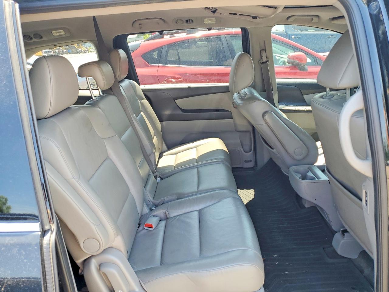 2011 Honda Odyssey Touring Black vin: 5FNRL5H97BB057234