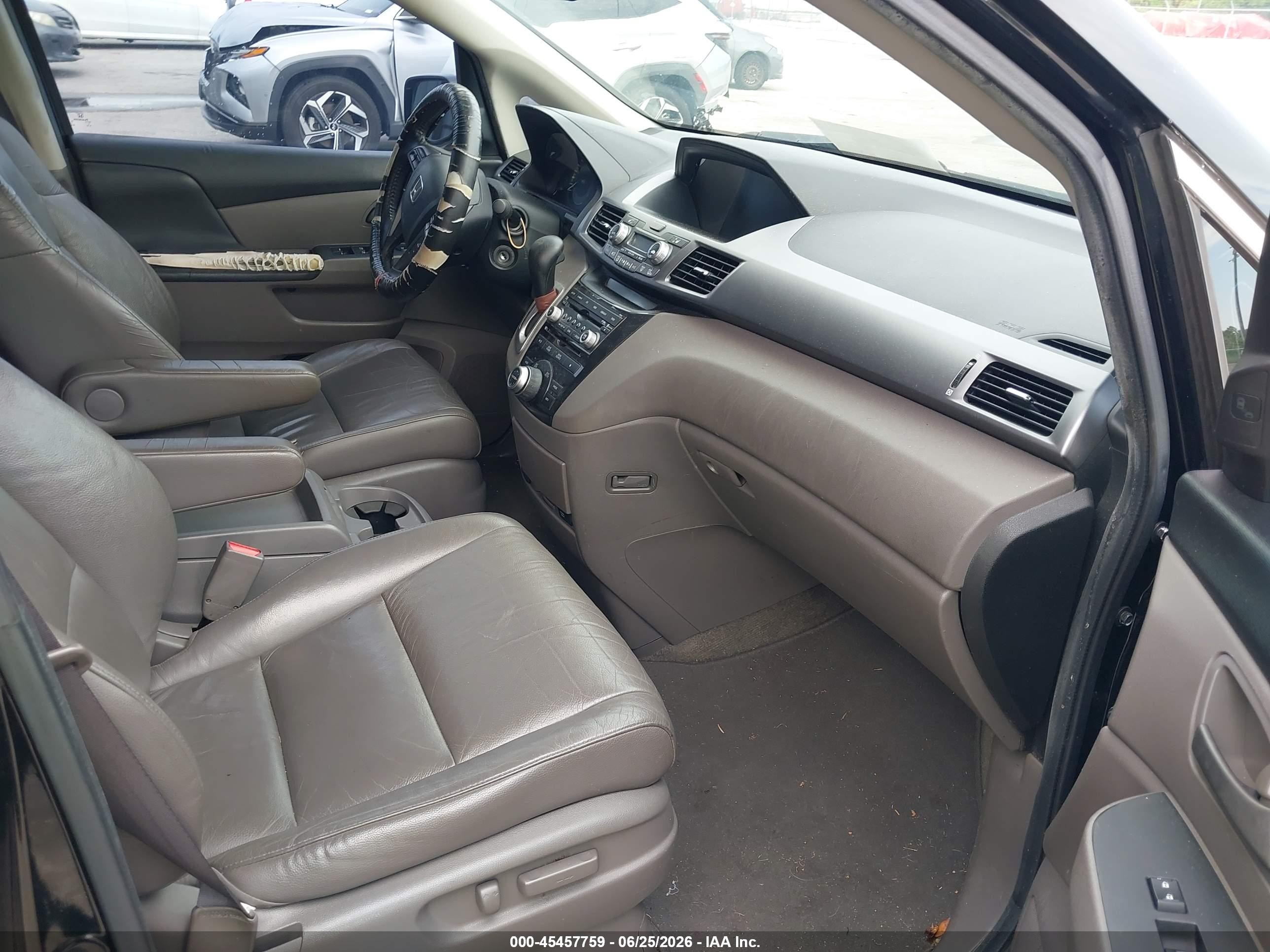 2011 Honda Odyssey Touring/touring Elite Black vin: 5FNRL5H97BB059971