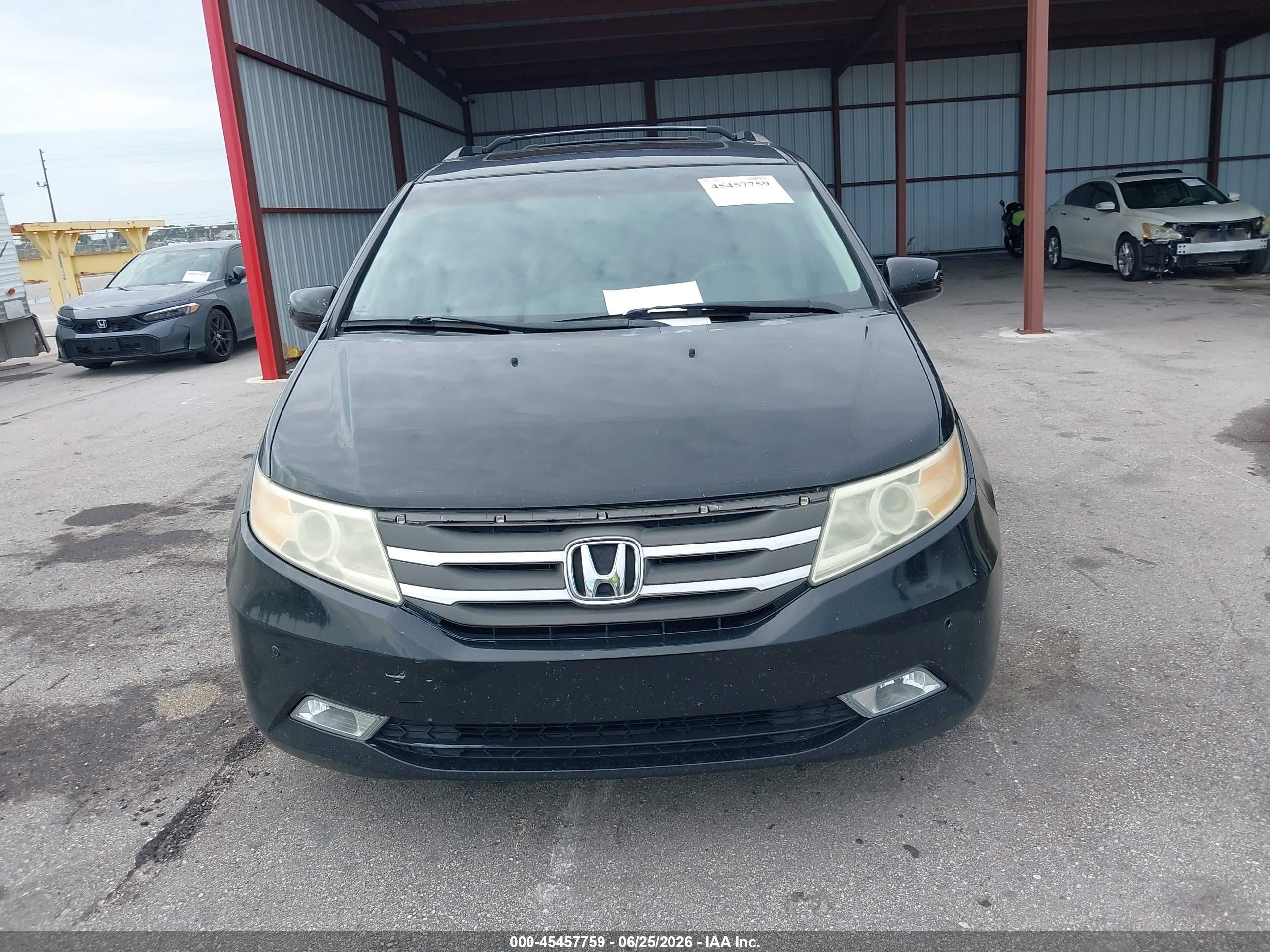 2011 Honda Odyssey Touring/touring Elite Black vin: 5FNRL5H97BB059971