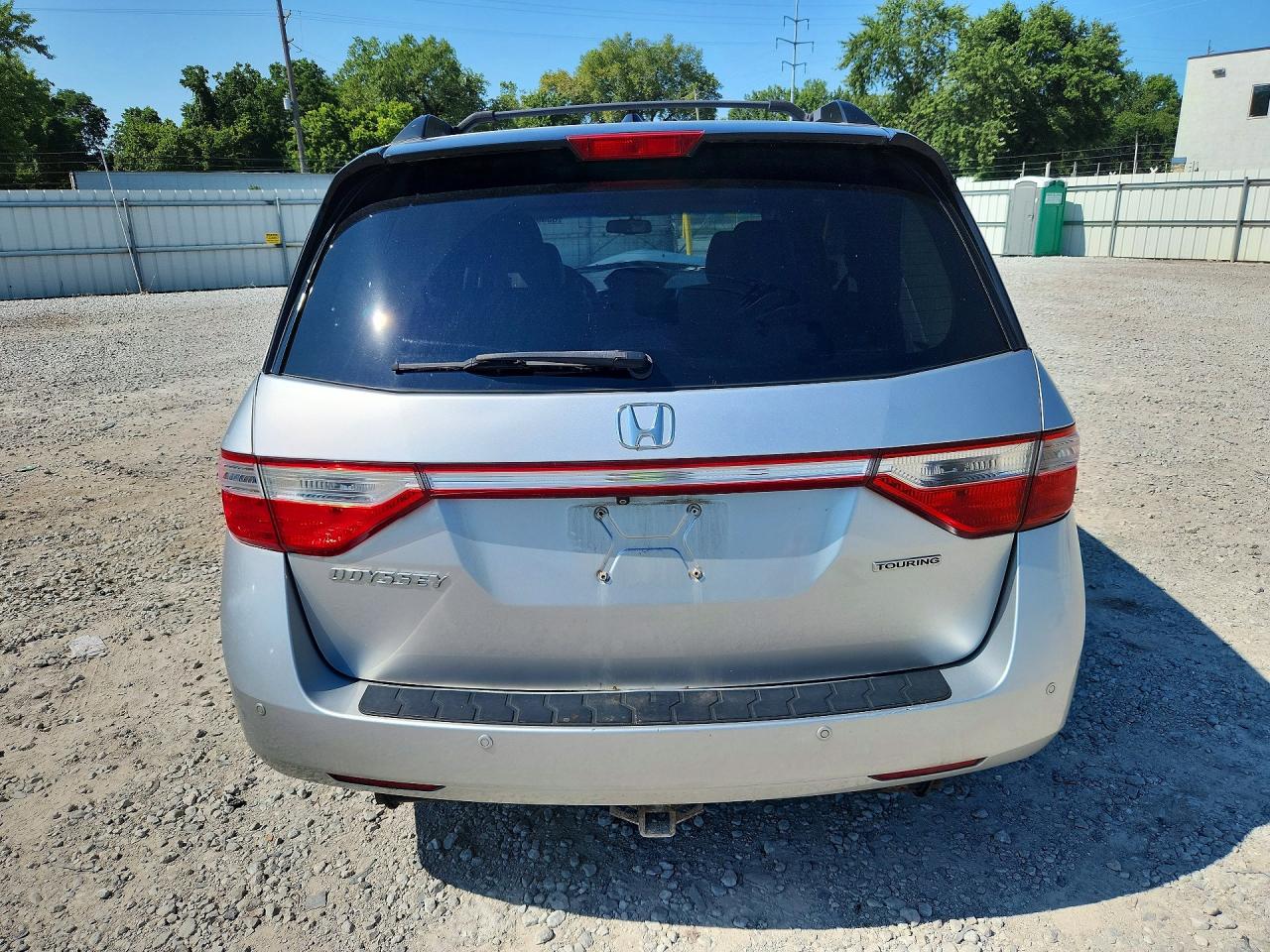 2012 Honda Odyssey Touring Silver vin: 5FNRL5H97CB007029