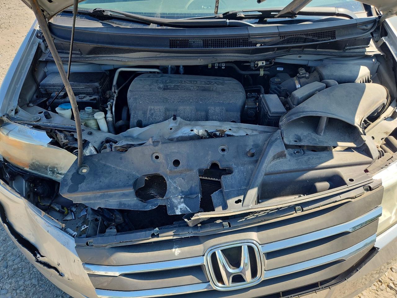 2012 Honda Odyssey Touring Silver vin: 5FNRL5H97CB007029