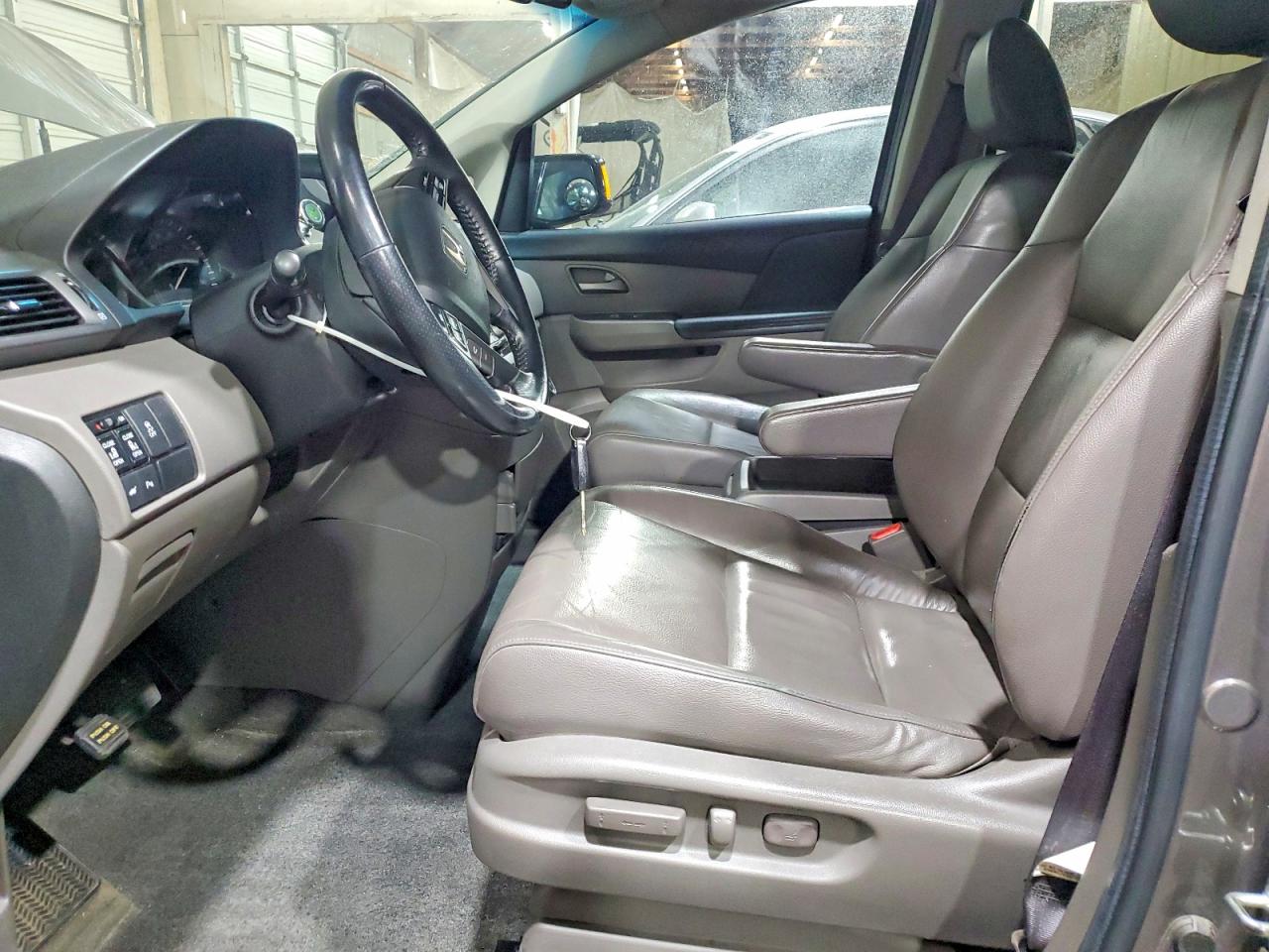2012 Honda Odyssey Touring Gray vin: 5FNRL5H97CB027622