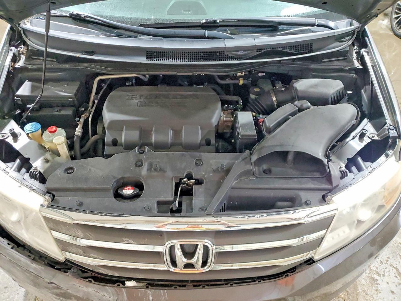 2012 Honda Odyssey Touring Gray vin: 5FNRL5H97CB027622