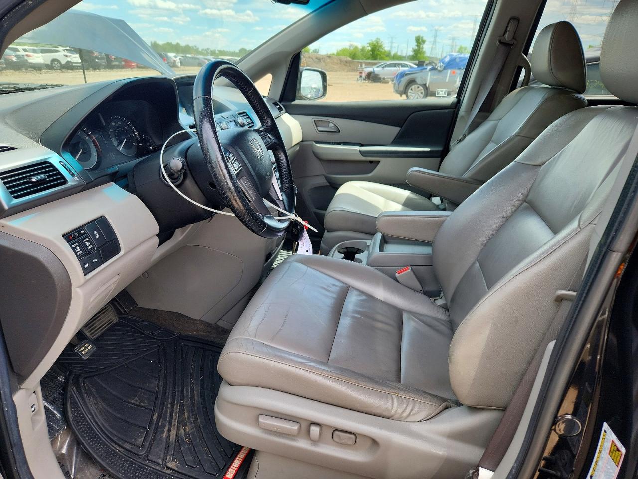 2012 Honda Odyssey Touring Black vin: 5FNRL5H97CB068929