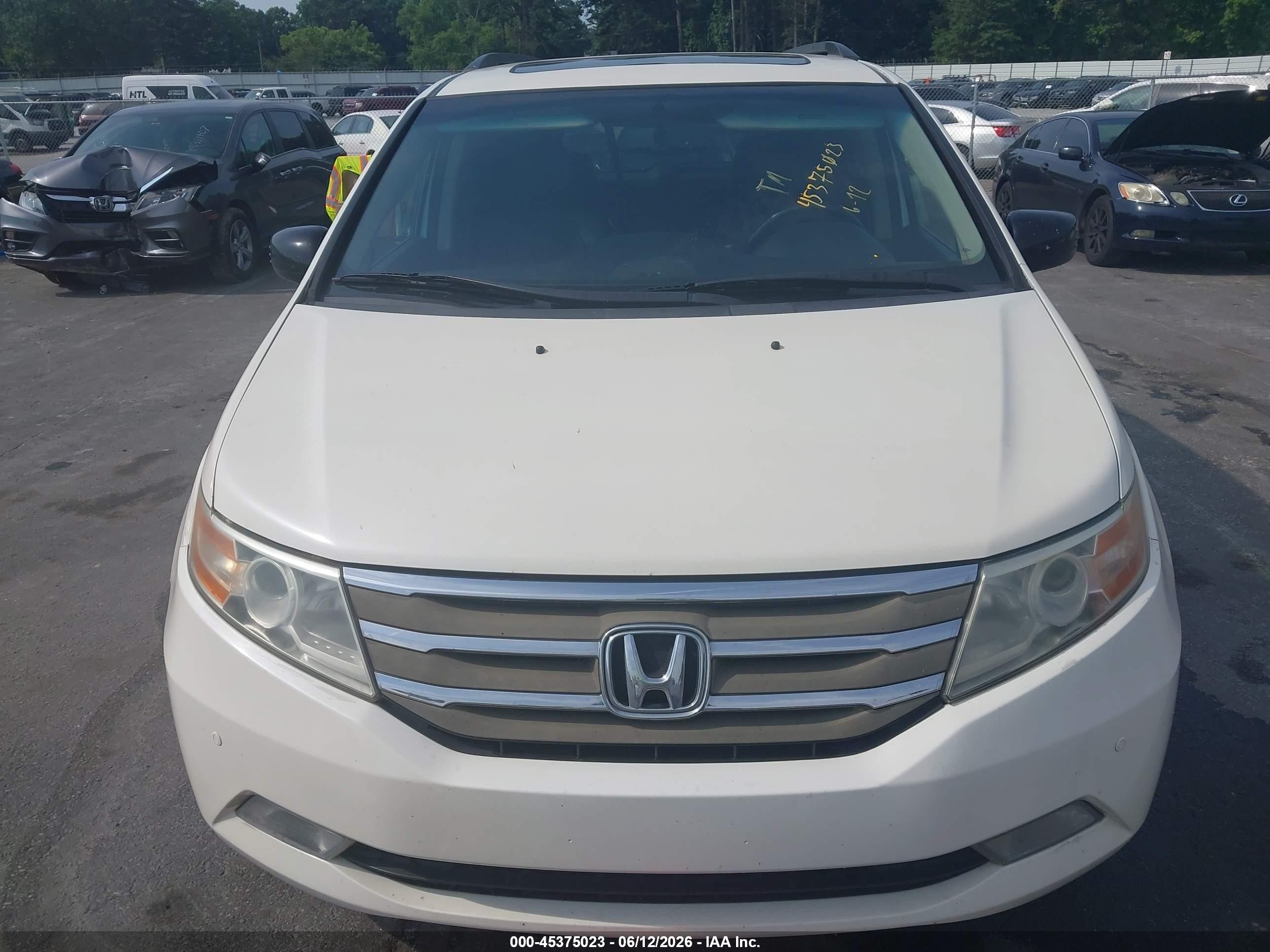 2012 Honda Odyssey Touring/touring Elite White vin: 5FNRL5H97CB077307