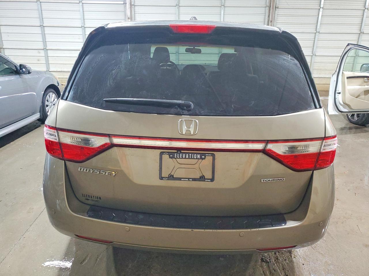 2012 Honda Odyssey Touring Tan vin: 5FNRL5H97CB081664