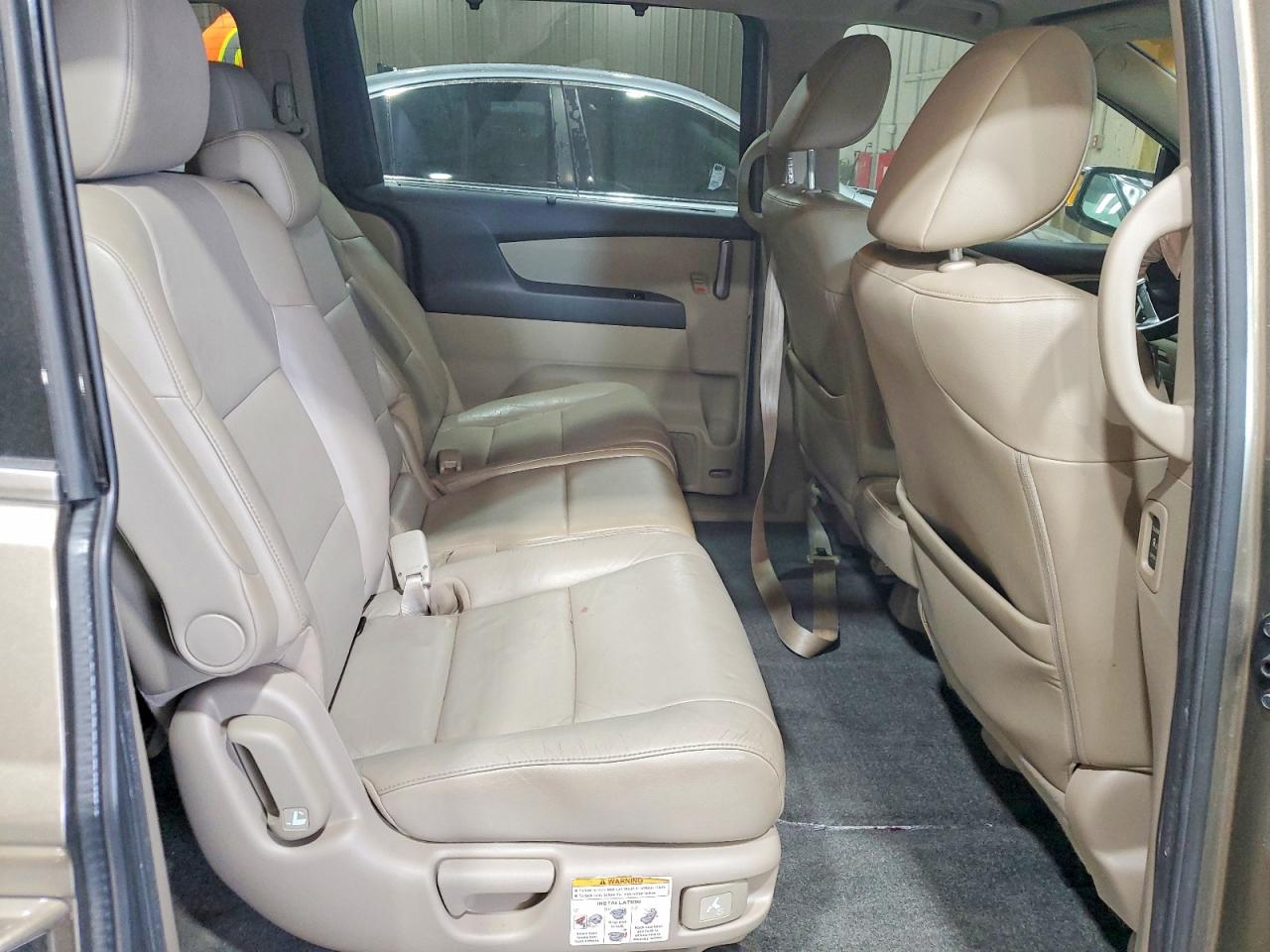 2012 Honda Odyssey Touring Tan vin: 5FNRL5H97CB081664