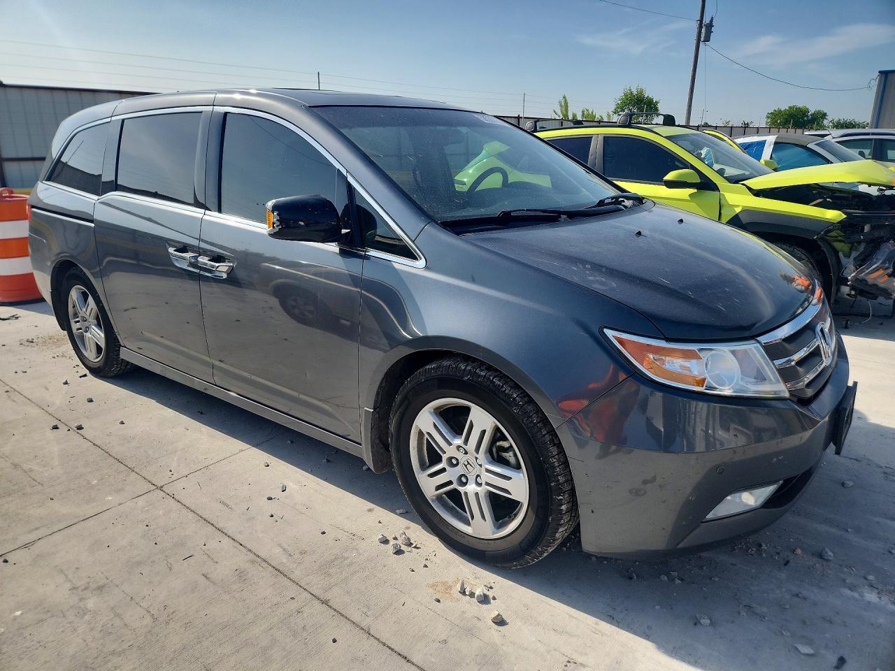 2012 Honda Odyssey Touring Charcoal vin: 5FNRL5H97CB127736