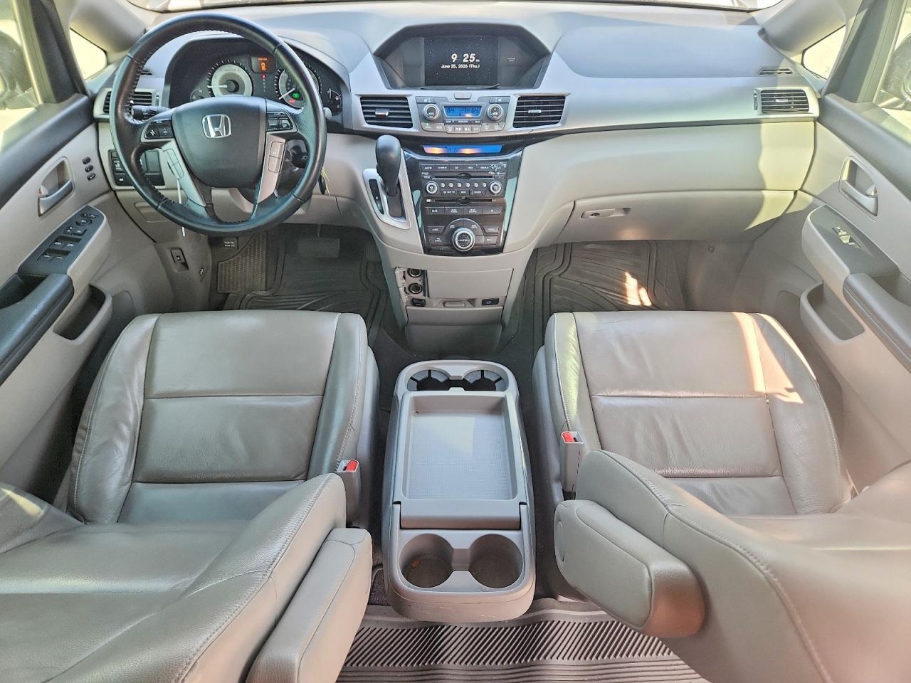 2012 Honda Odyssey Touring Charcoal vin: 5FNRL5H97CB127736