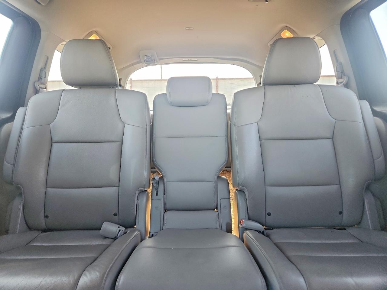 2012 Honda Odyssey Touring Charcoal vin: 5FNRL5H97CB127736