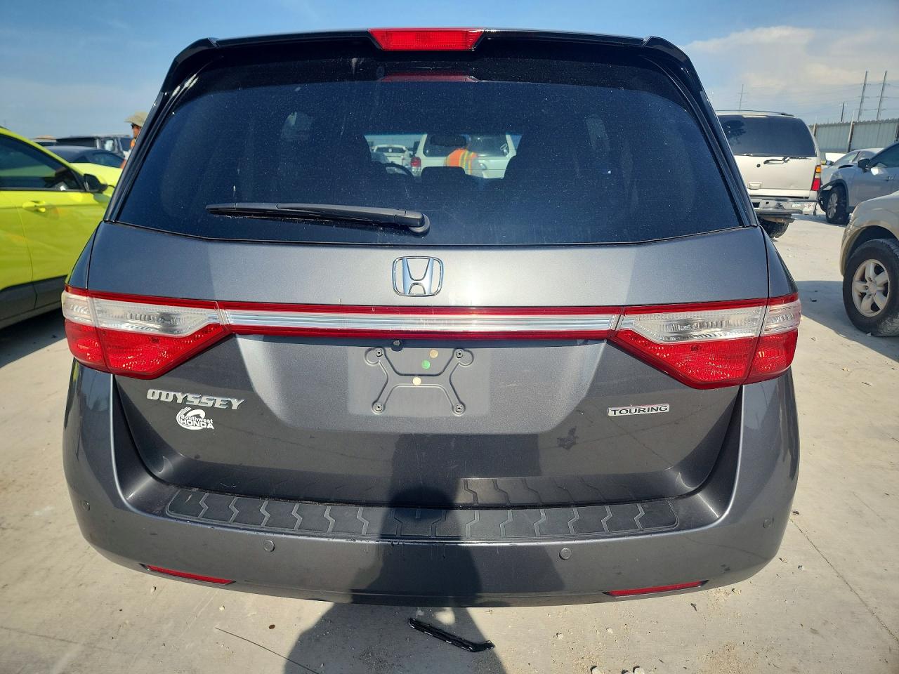 2012 Honda Odyssey Touring Charcoal vin: 5FNRL5H97CB127736