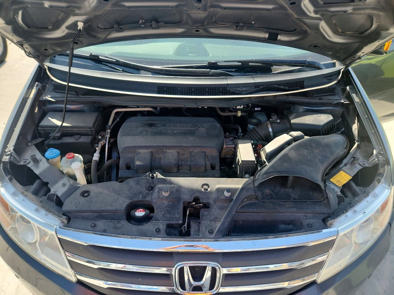 2012 Honda Odyssey Touring Charcoal vin: 5FNRL5H97CB127736