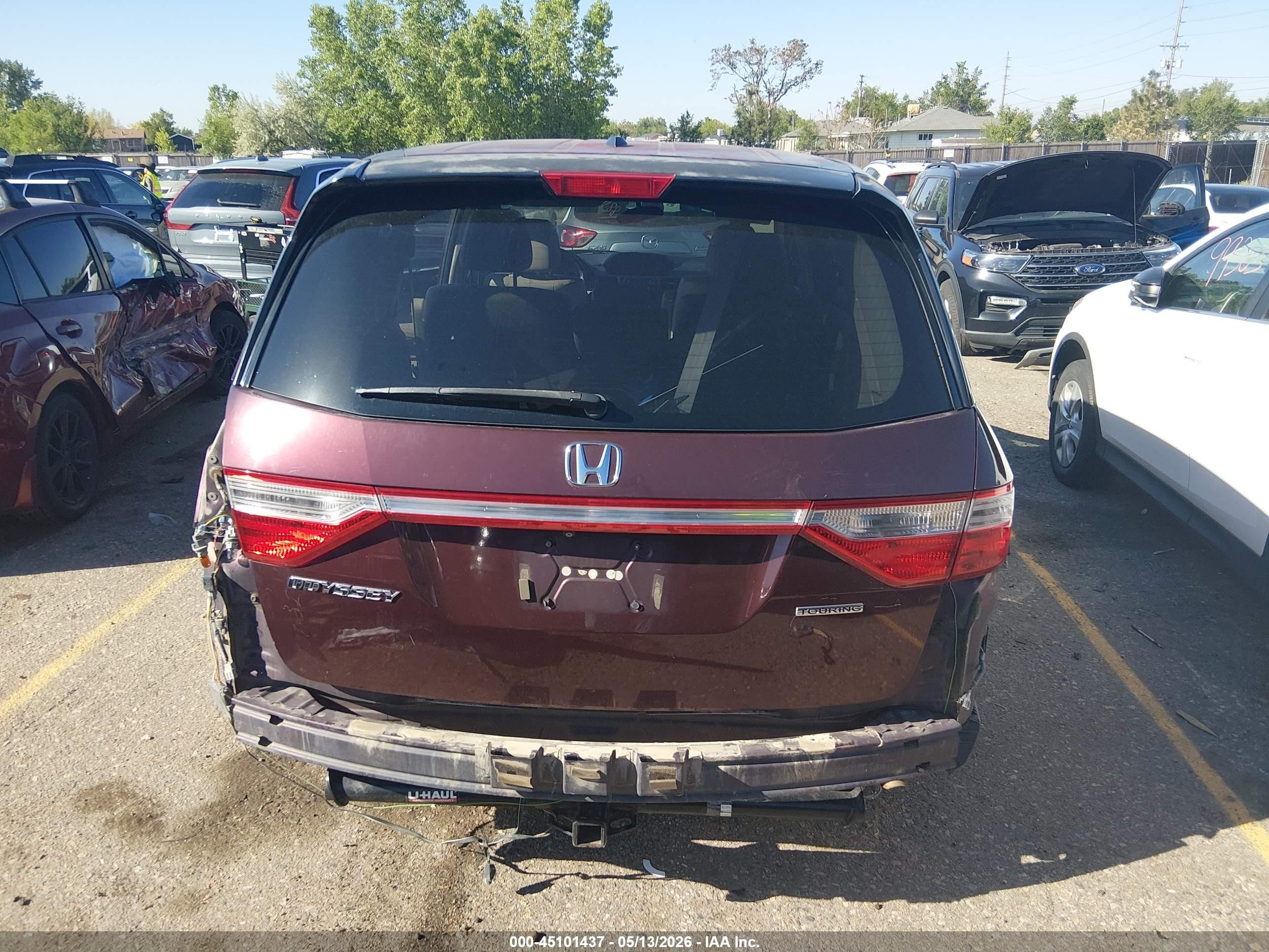 2013 Honda Odyssey Touring/touring Elite Maroon vin: 5FNRL5H97DB079530