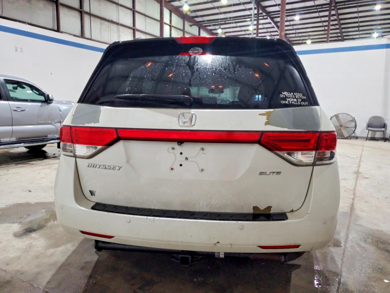 2014 Honda Odyssey Touring/touring Elite White vin: 5FNRL5H97EB093915