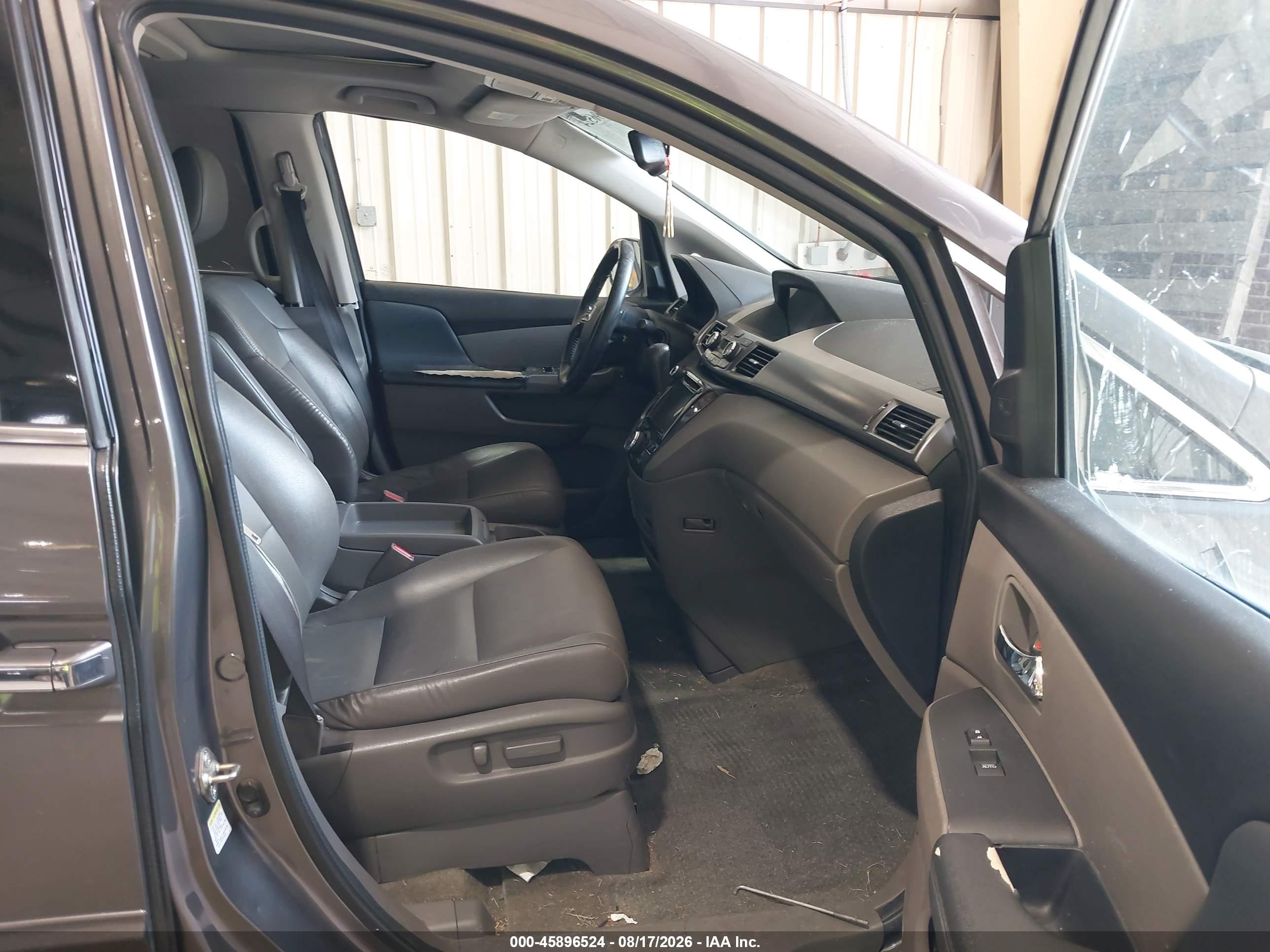 2015 Honda Odyssey Touring/touring Elite Gray vin: 5FNRL5H97FB015877