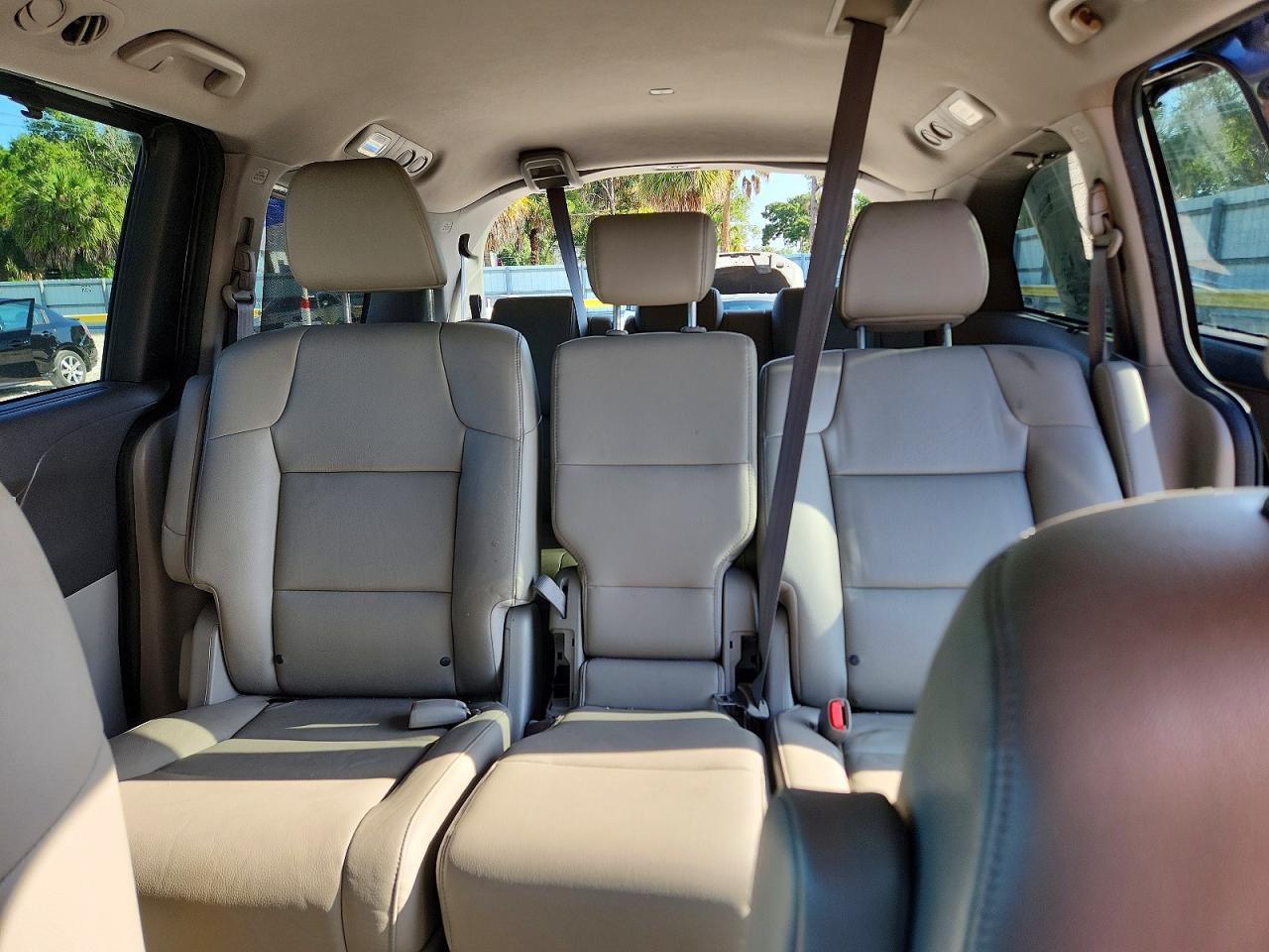 2015 Honda Odyssey Touring Gray vin: 5FNRL5H97FB070152