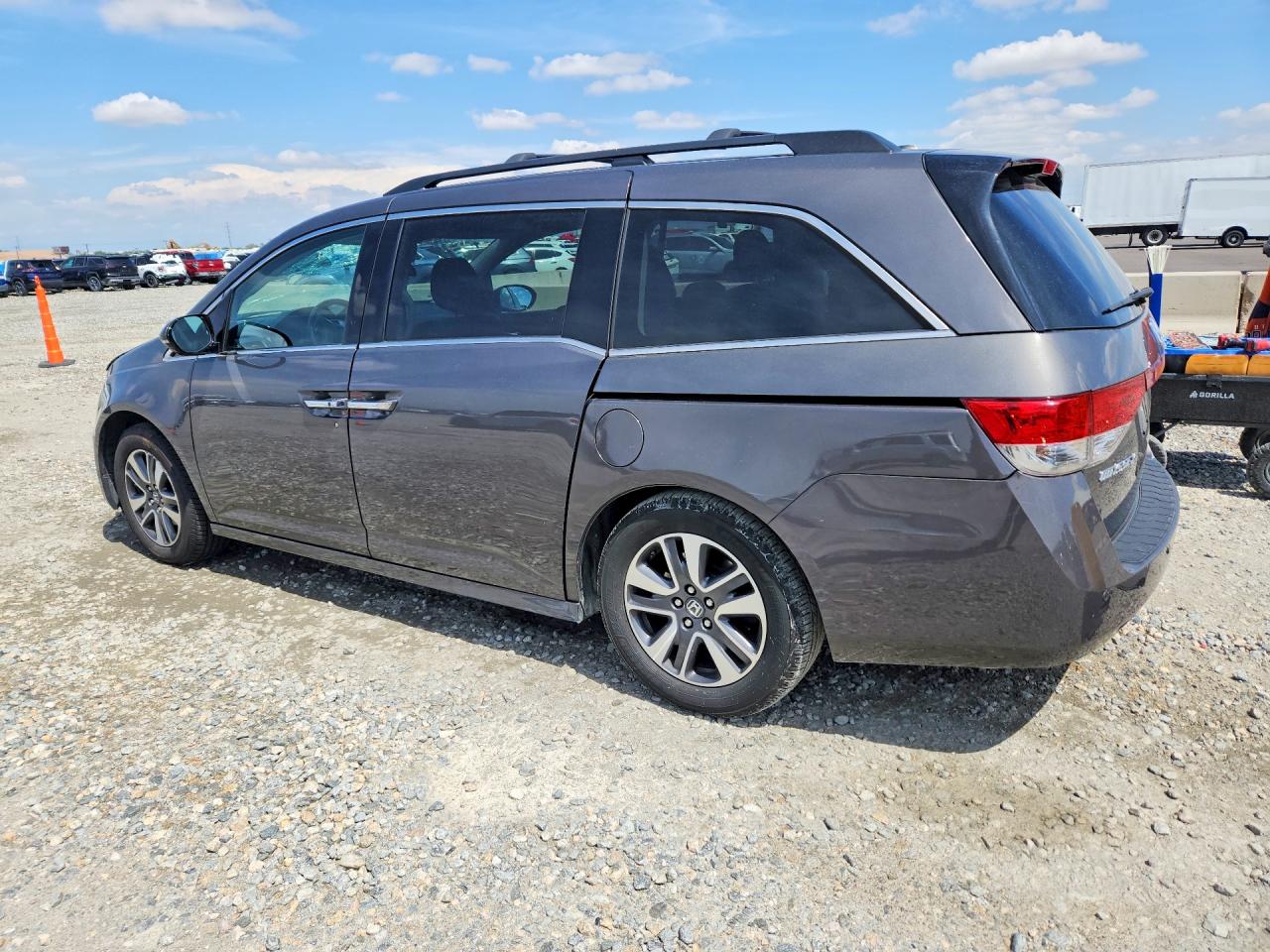 2015 Honda Odyssey Touring Gray vin: 5FNRL5H97FB090773