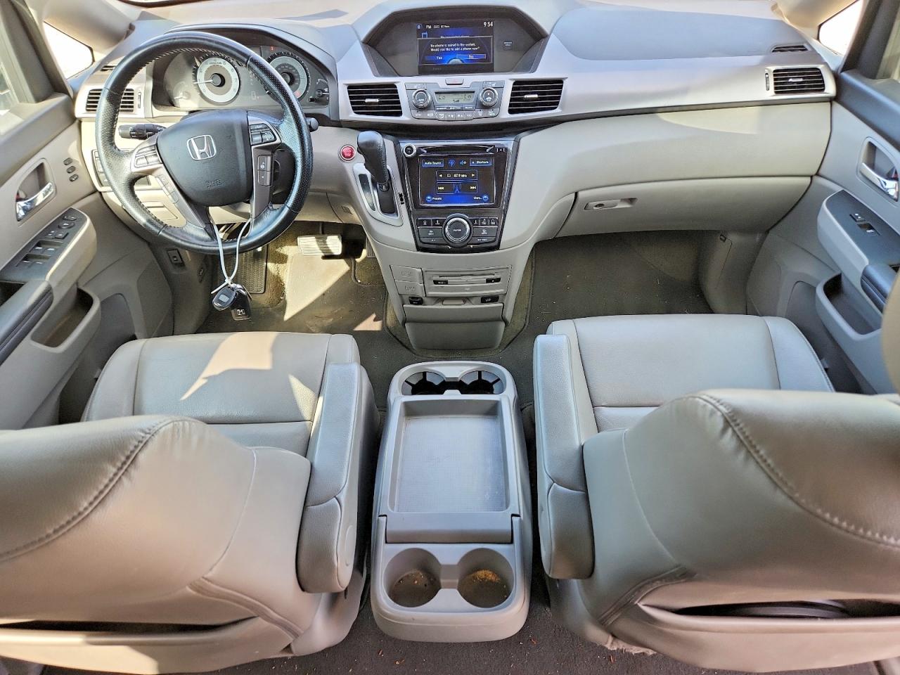 2015 Honda Odyssey Touring Gray vin: 5FNRL5H97FB093513