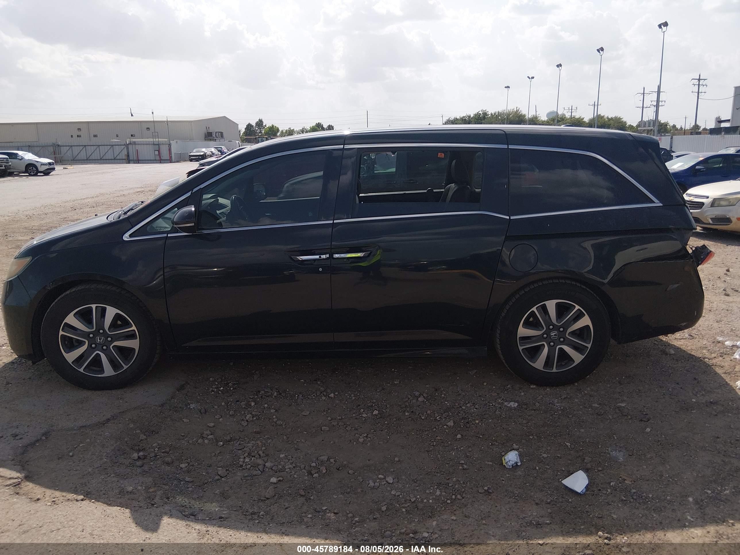2016 Honda Odyssey Touring/touring Elite Black vin: 5FNRL5H97GB025116