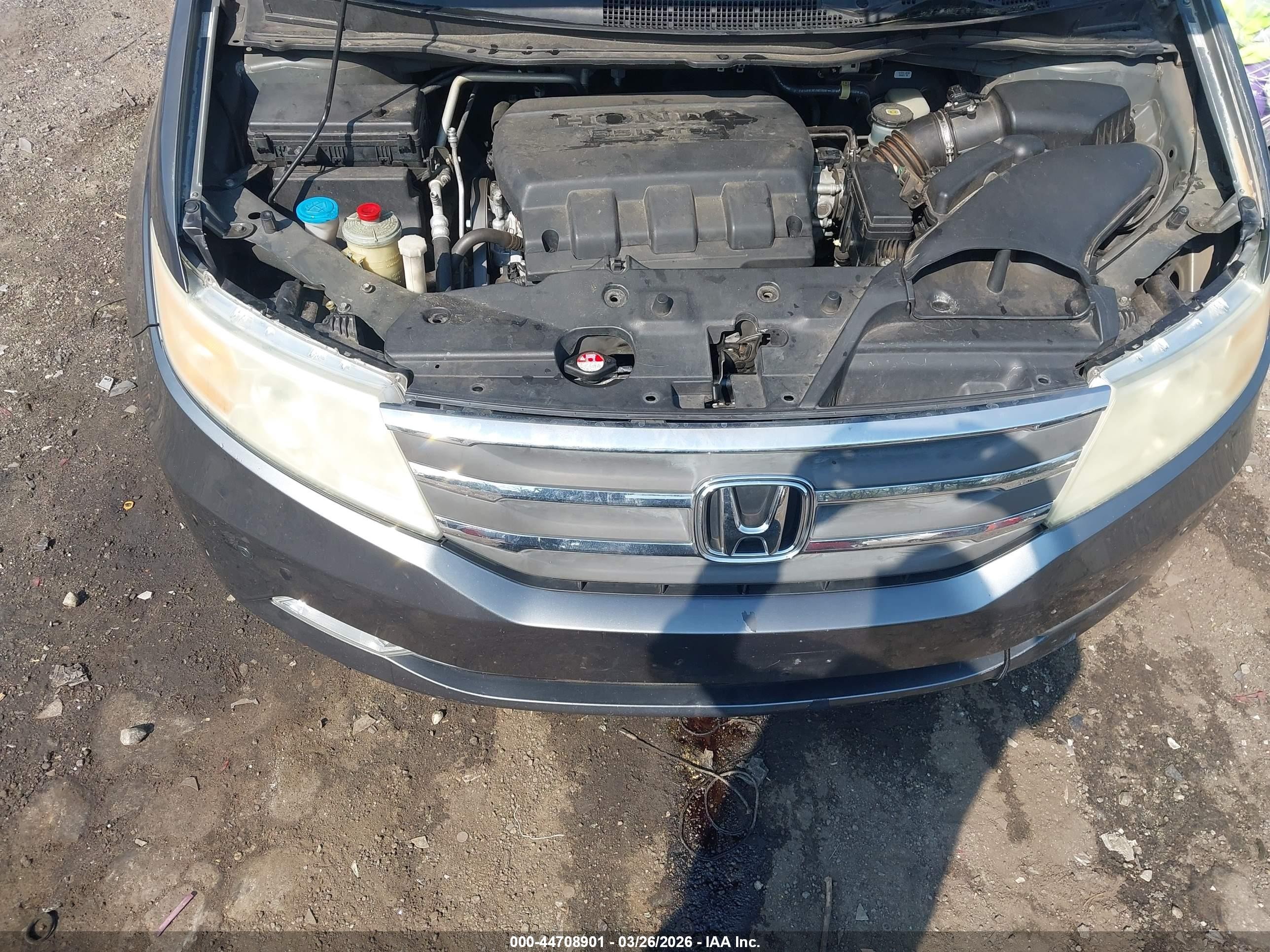 2011 Honda Odyssey Touring/touring Elite Gray vin: 5FNRL5H98BB036537