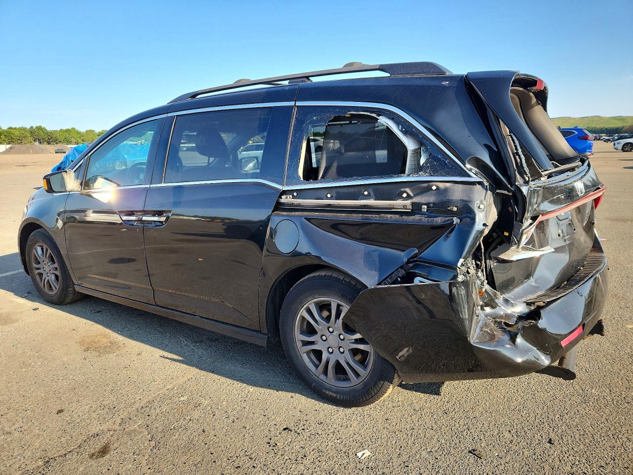 2011 Honda Odyssey Touring Black vin: 5FNRL5H98BB084779