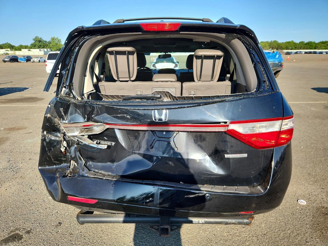 2011 Honda Odyssey Touring Black vin: 5FNRL5H98BB084779