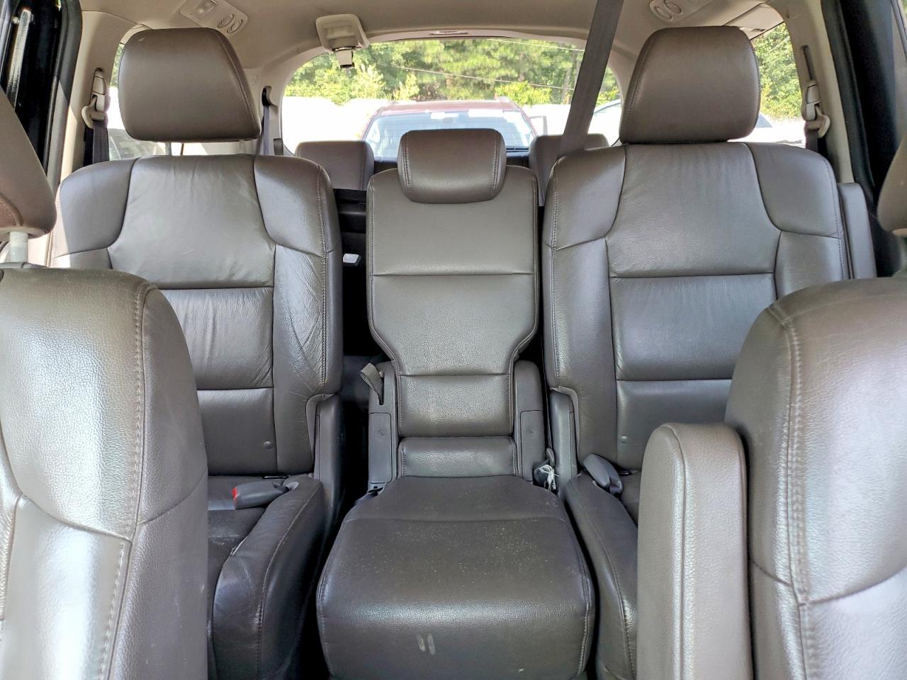 2011 Honda Odyssey Touring Black vin: 5FNRL5H98BB092915