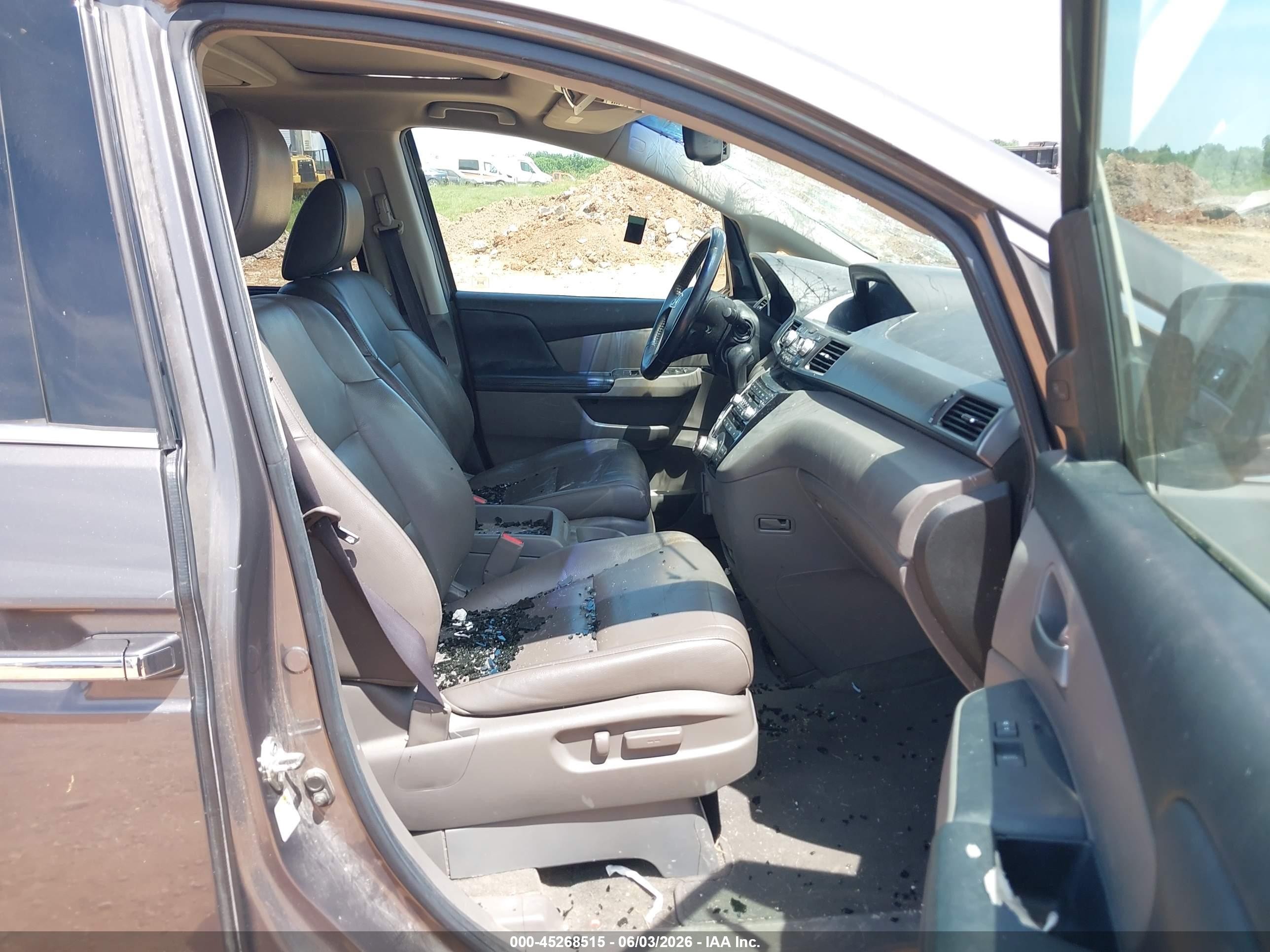 2012 Honda Odyssey Touring/touring Elite Gray vin: 5FNRL5H98CB006472