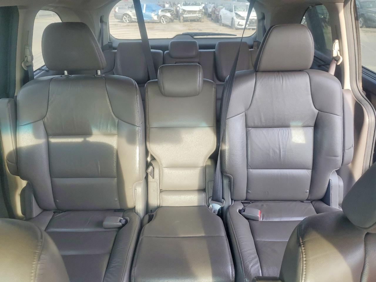 2012 Honda Odyssey Touring Black vin: 5FNRL5H98CB064145